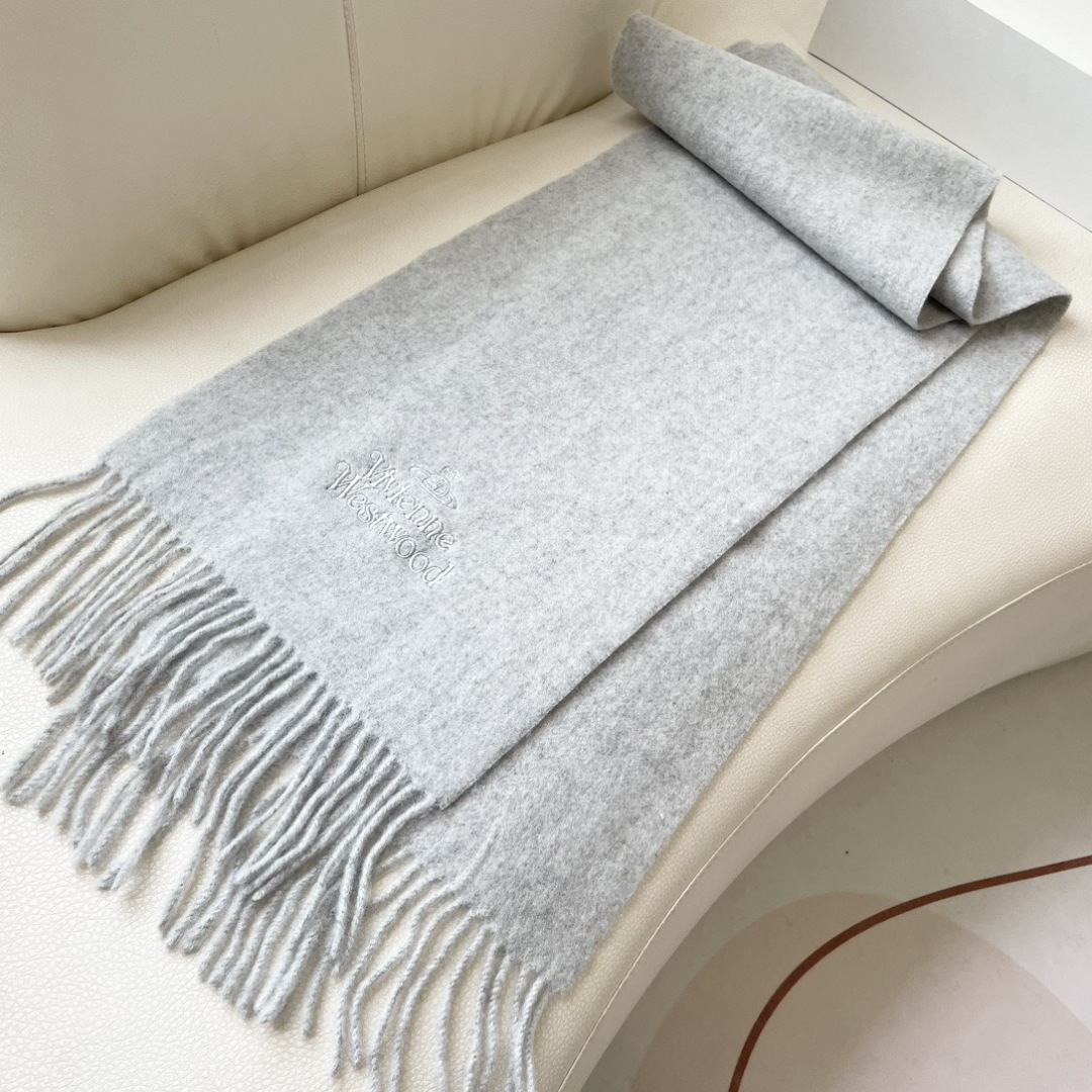 ✨✨英国朋克教母“西太后Vivienne Westwood”最爱的土星❗❗从精神上，Vivenne We