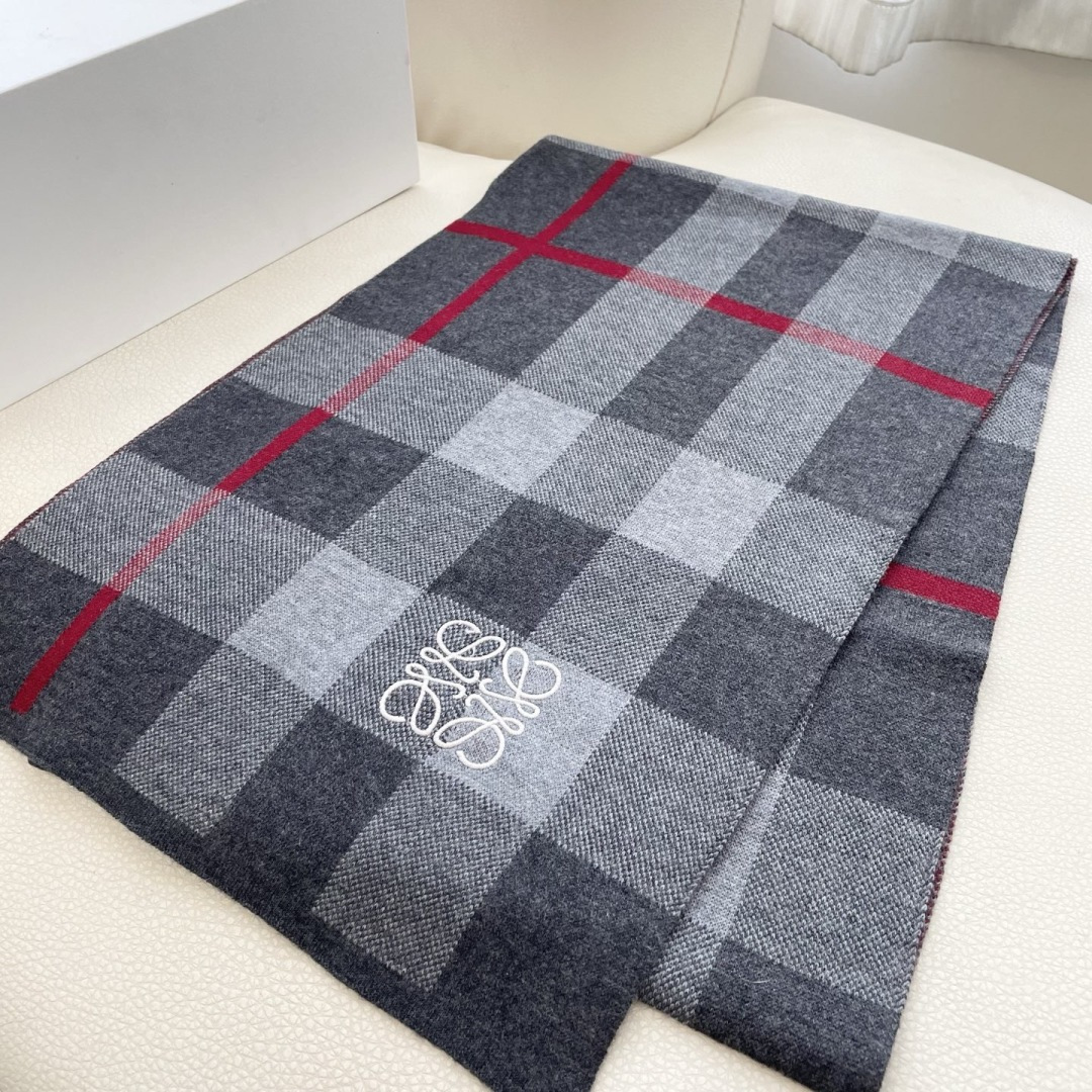 🔥爆款‼️顶级高尖端⚠️【LOEWE罗意威直供迪拜出口货‼️】🎀官网双面罗意威2024新品✨双面羊绒围巾