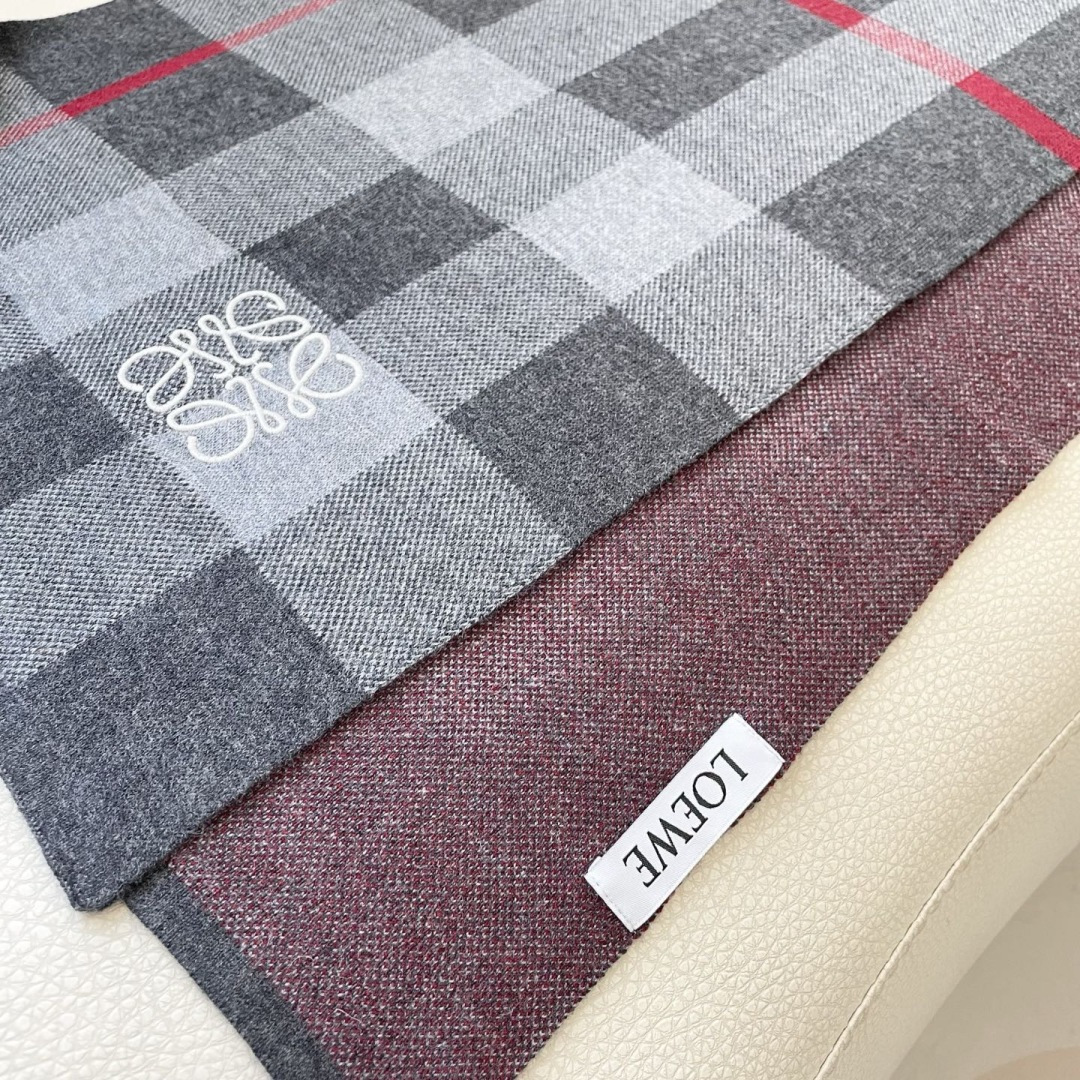 🔥爆款‼️顶级高尖端⚠️【LOEWE罗意威直供迪拜出口货‼️】🎀官网双面罗意威2024新品✨双面羊绒围巾