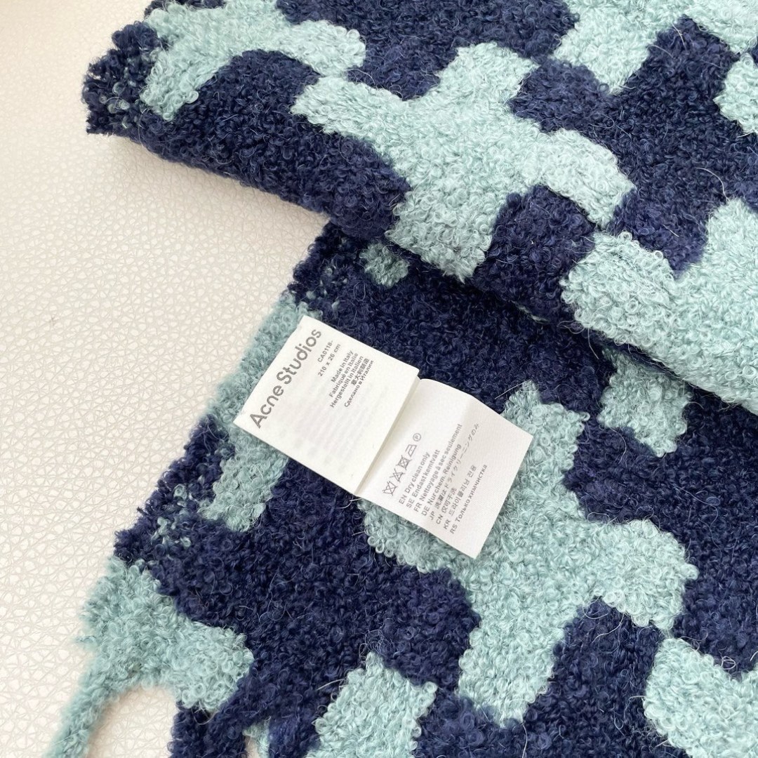 ❤️ 艾克妮千鸟格小围巾 小众大品牌 主打年轻化穿搭 蓬松感很好的一款围巾 羊驼毛➕马海毛 好打理不起皱