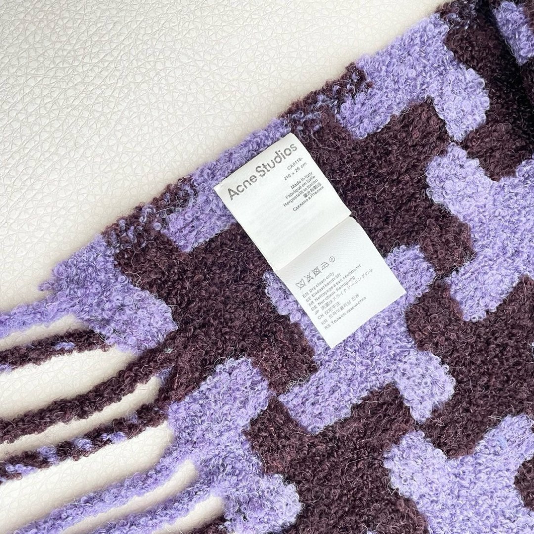 ❤️ 艾克妮千鸟格小围巾 小众大品牌 主打年轻化穿搭 蓬松感很好的一款围巾 羊驼毛➕马海毛 好打理不起皱