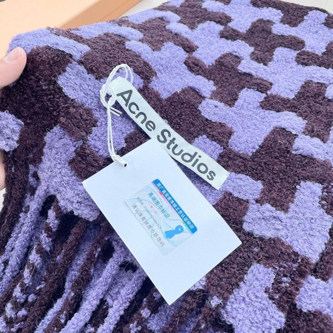 ❤️ 艾克妮千鸟格小围巾 小众大品牌 主打年轻化穿搭 蓬松感很好的一款围巾 羊驼毛➕马海毛 好打理不起皱