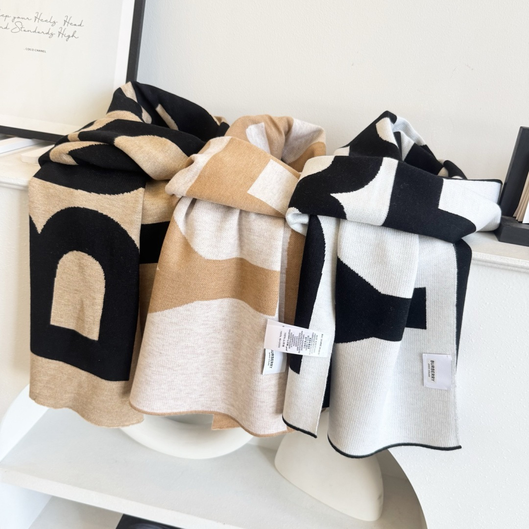 爆款上新 情侣款👍👍B家【经典战马】独家牛货🐂 奢华尽在尺寸之间，高端品质‼️具有超高羊绒品质才会被此品