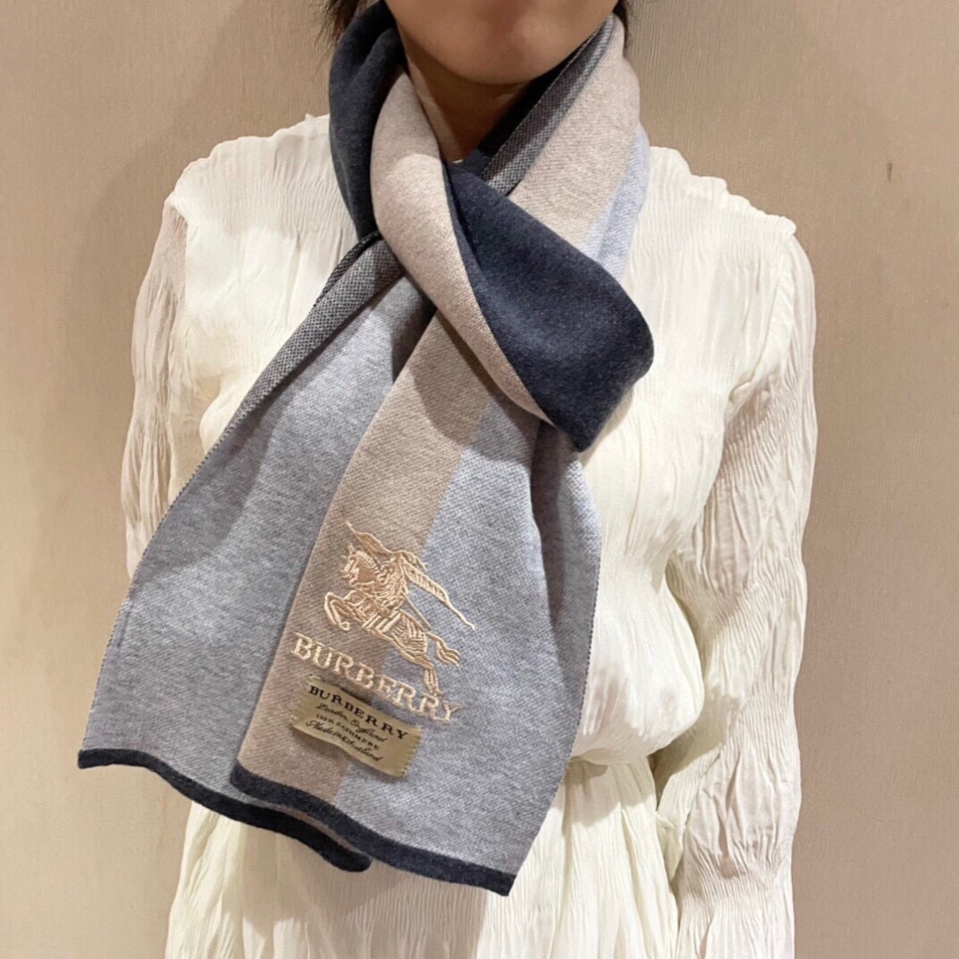 爆款上新 情侣款👍👍B家【经典战马】货🐂 奢华尽在尺寸之间，高端品质‼️具有超高羊绒品质才会被此品牌青睐