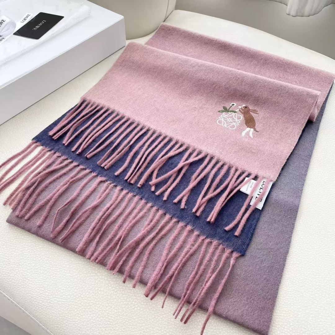 🔥爆款‼️顶级高尖端⚠️【LOEWE罗意威直供迪拜出口货‼️】🎀官网双面罗意威2025新品✨双面羊绒围巾