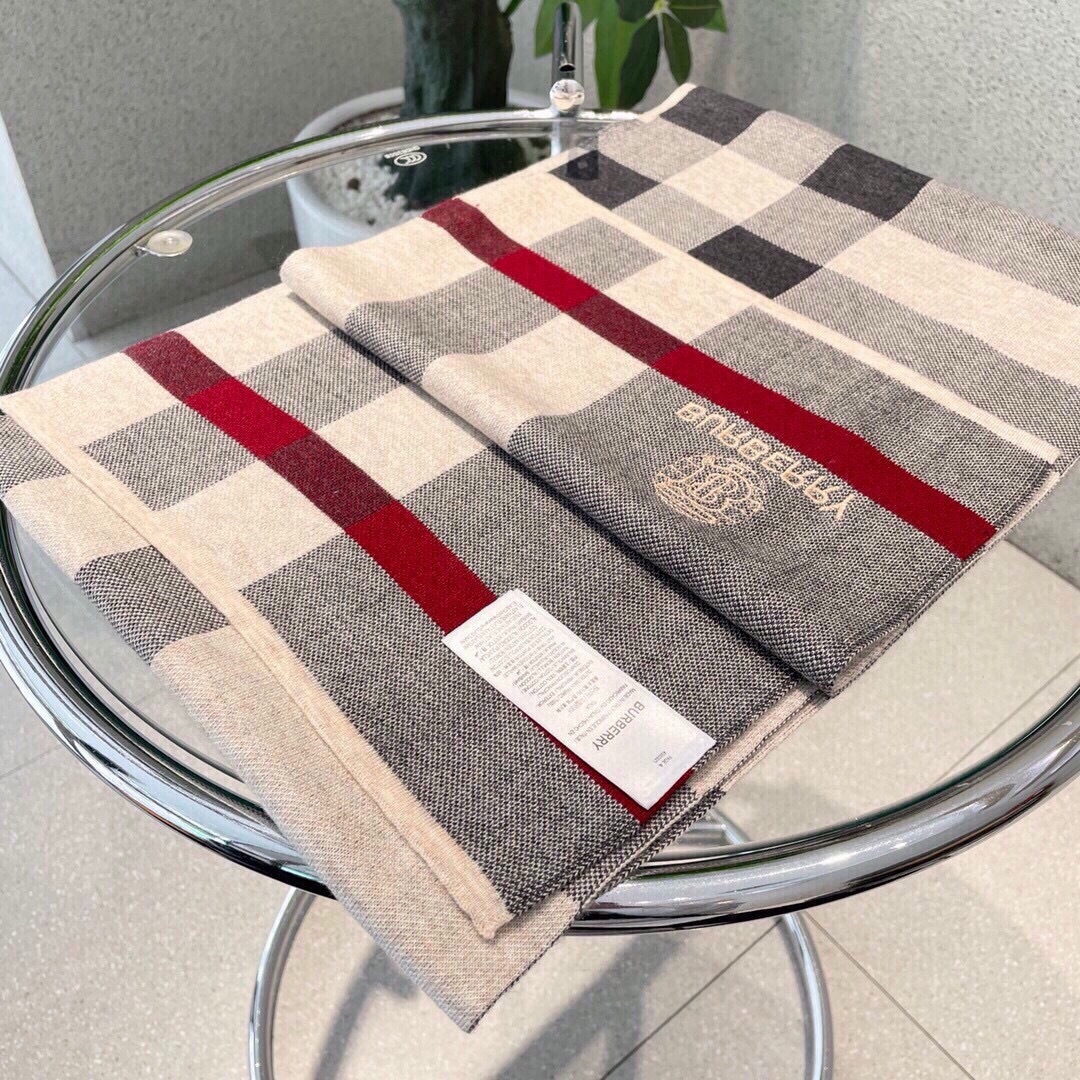 爆款上新 情侣款👍👍B家【经典战马】独家牛货🐂 奢华尽在尺寸之间，高端品质‼️具有超高羊绒品质才会被此品