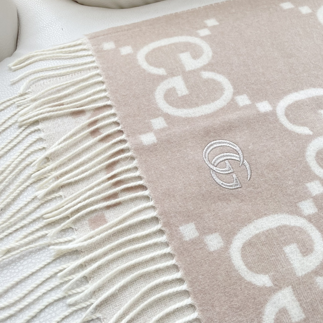 高版本 2025Gucci最新款 👍稀有品质😵😵太好看了❤️Gucci最新ZG同步款‼️图案真的超级好看