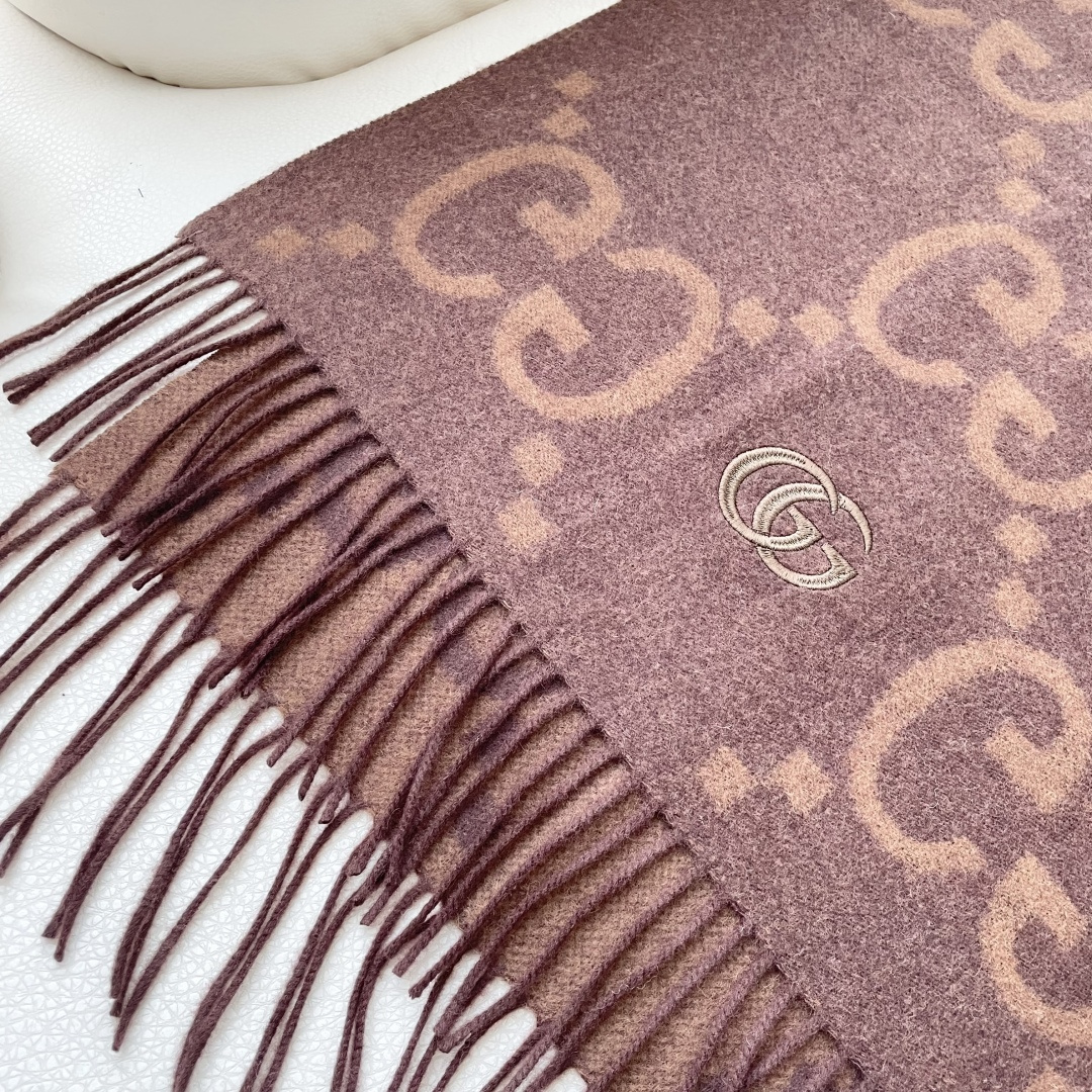 高版本 2025Gucci最新款 👍稀有品质😵😵太好看了❤️Gucci最新ZG同步款‼️图案真的超级好看