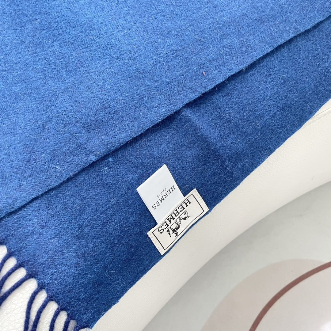 上新2025爱马仕男女款围巾且买且珍惜😍~都是出口订单所以比较难遇❤️东西讲究少而精😍好看的一定要收😎这