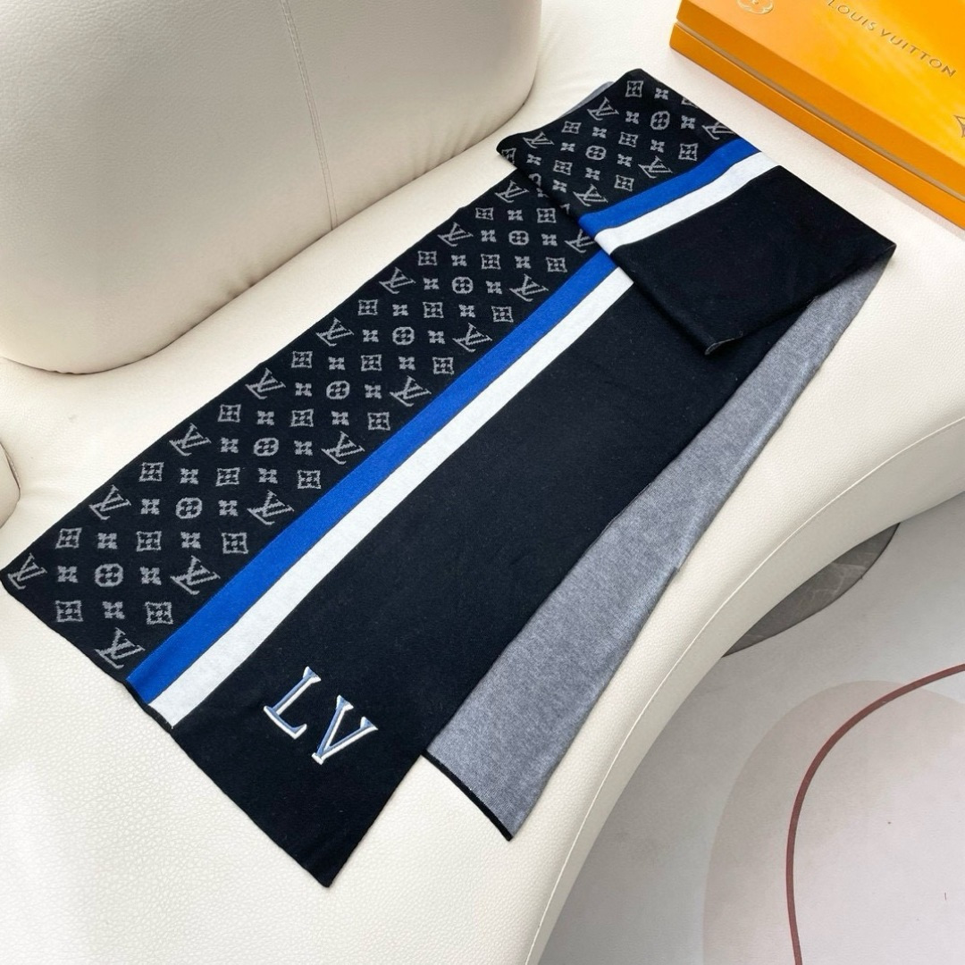上新2025爱马仕男女款围巾且买且珍惜😍~都是出口订单所以比较难遇❤️东西讲究少而精😍好看的一定要收😎这