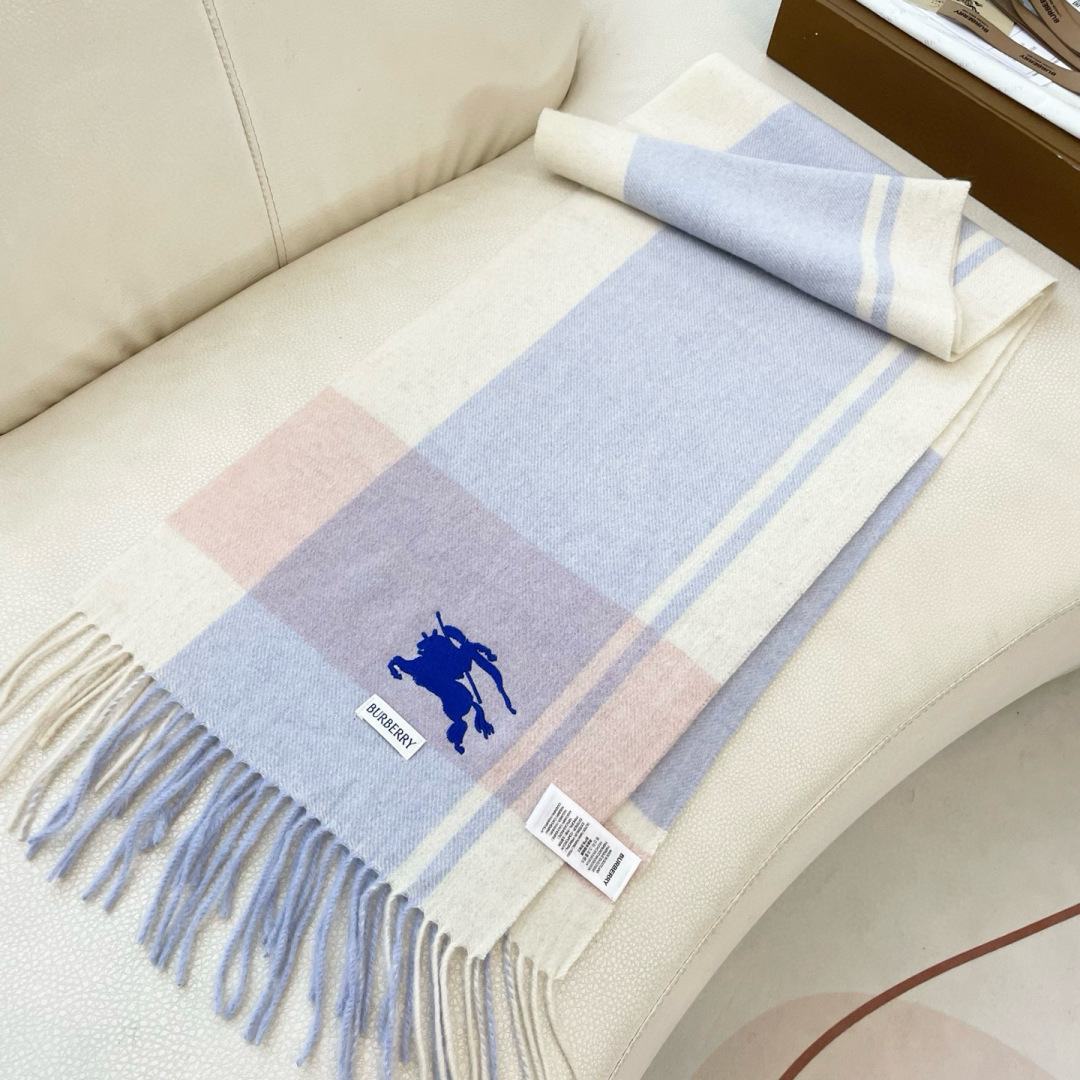 爆款🔺双面羊绒专柜同步 经典设计完美，若隐若现的巴宝利标志，强烈推荐手慢无‼️千万别去专柜买‼️代购就要