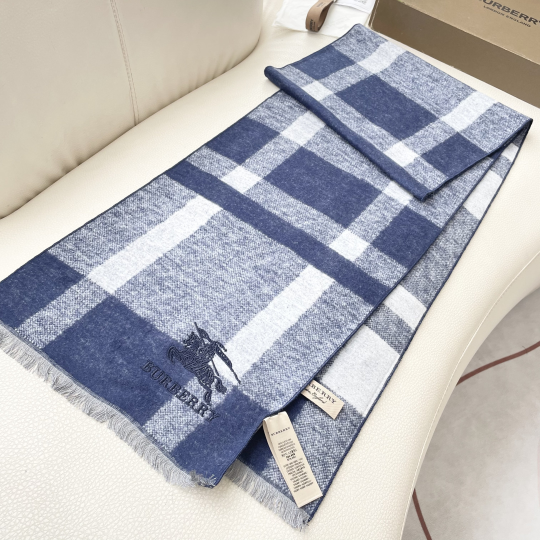 上新2025爱马仕男女款围巾且买且珍惜😍~都是出口订单所以比较难遇❤️东西讲究少而精😍好看的一定要收😎这