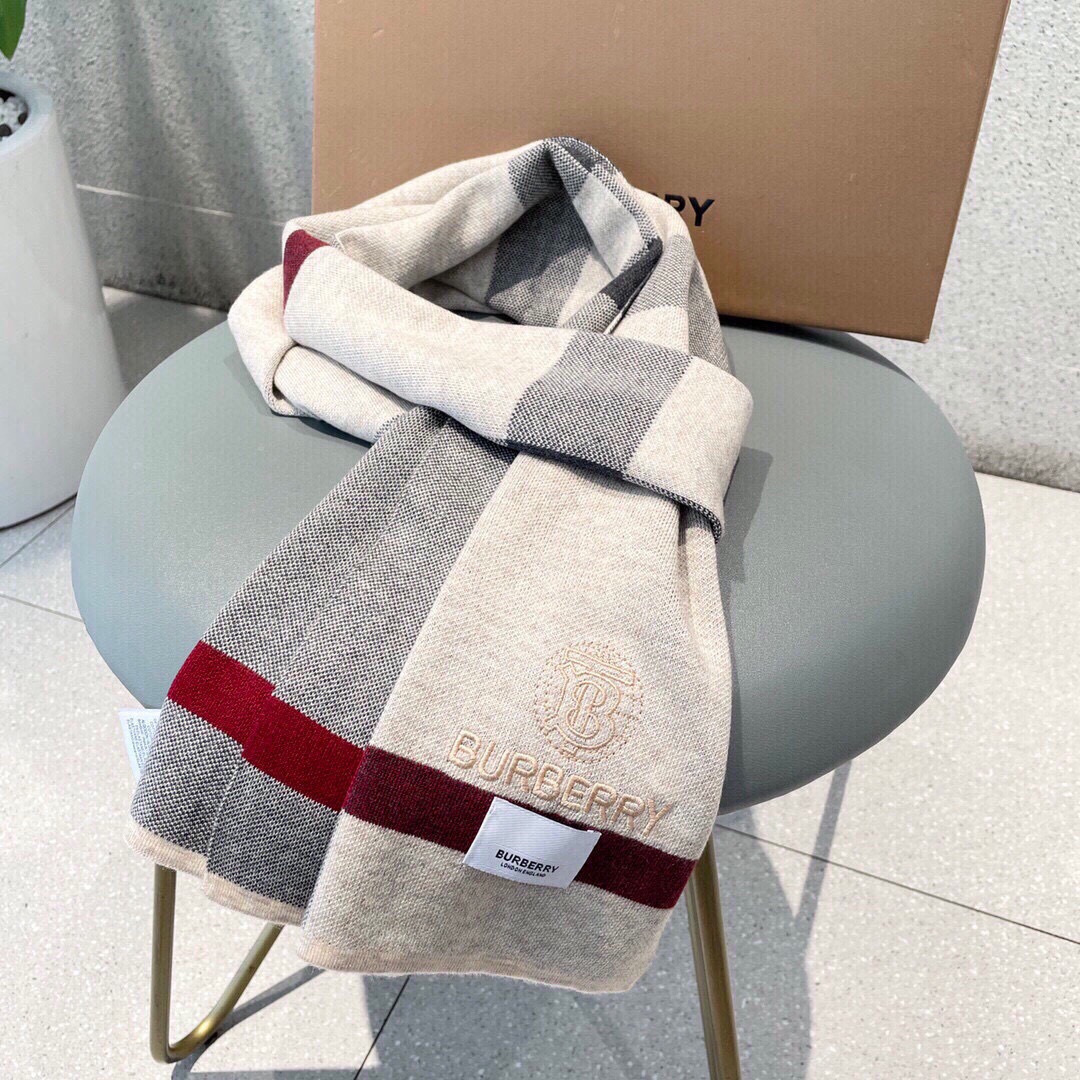 爆款上新 情侣款👍👍B家【经典战马】独家牛货🐂 奢华尽在尺寸之间，高端品质‼️具有超高羊绒品质才会被此品