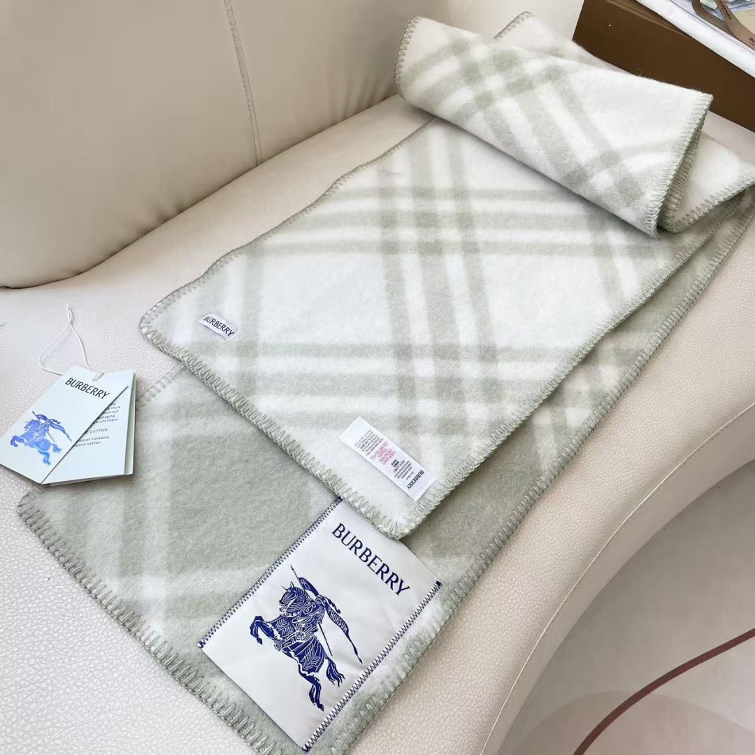 （2025最新版本缩边）𝐁𝐔𝐑𝐁𝐄𝐑𝐑✓最新配色。 【斜格长巾】工艺与材质完全与专柜无区别，粗犷耐用，厚