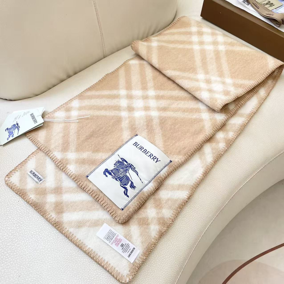 （2025最新版本缩边）𝐁𝐔𝐑𝐁𝐄𝐑𝐑✓最新配色。 【斜格长巾】工艺与材质完全与专柜无区别，粗犷耐用，厚