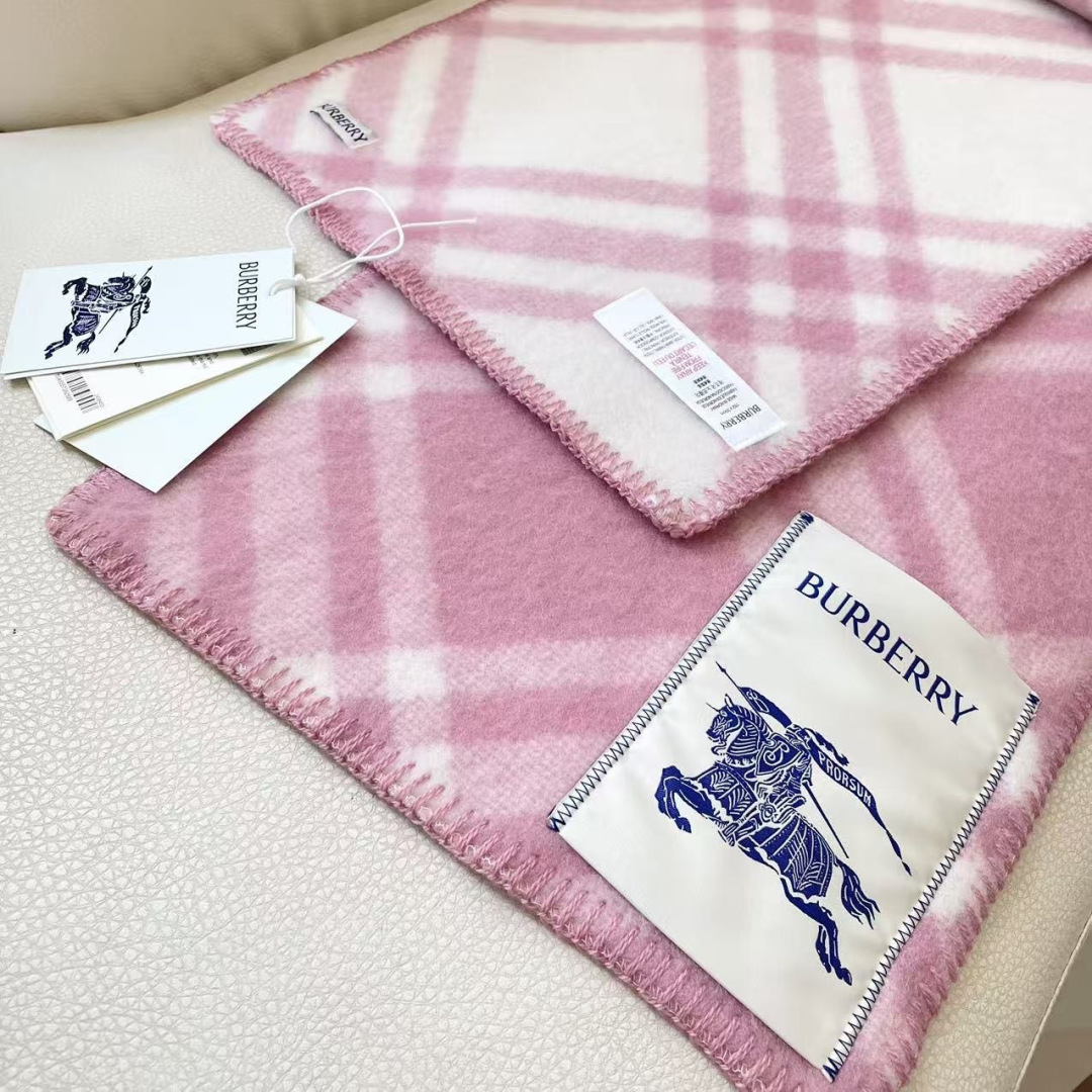 （2025最新版本缩边）𝐁𝐔𝐑𝐁𝐄𝐑𝐑✓最新配色。 【斜格长巾】工艺与材质完全与专柜无区别，粗犷耐用，厚