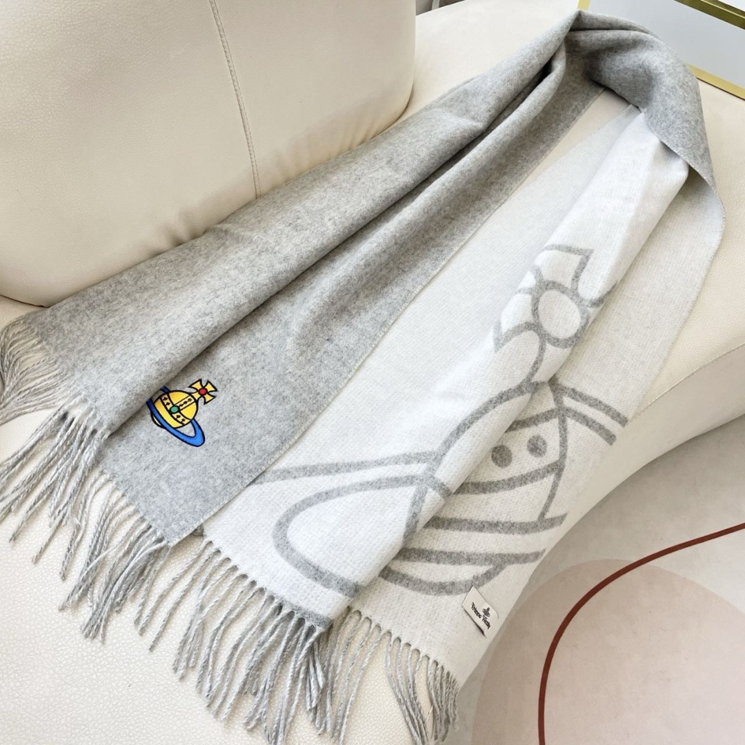 英国朋克教母“西太后Vivienne Westwood”最爱的土星❗❗从精神上，Vivenne West