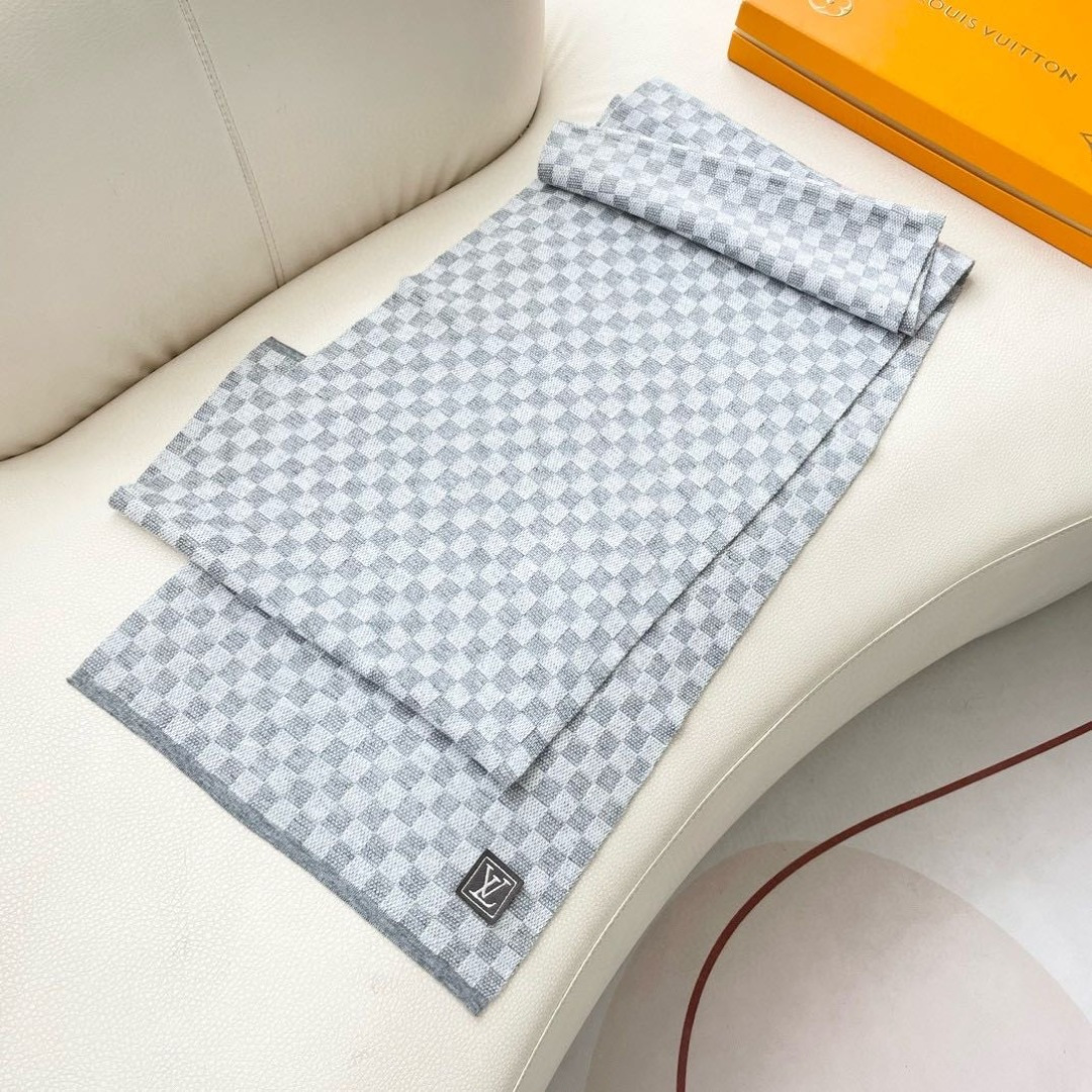 💋🌾专柜最新款💨LV火爆来袭💥🎊顶级色织工艺。此工艺只有大牌纯正代工厂才有的工艺‼️100%顶级针织加羊