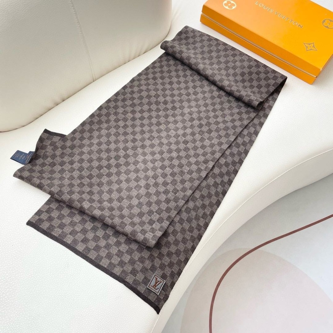 💋🌾专柜最新款💨LV火爆来袭💥🎊顶级色织工艺。此工艺只有大牌纯正代工厂才有的工艺‼️100%顶级针织加羊