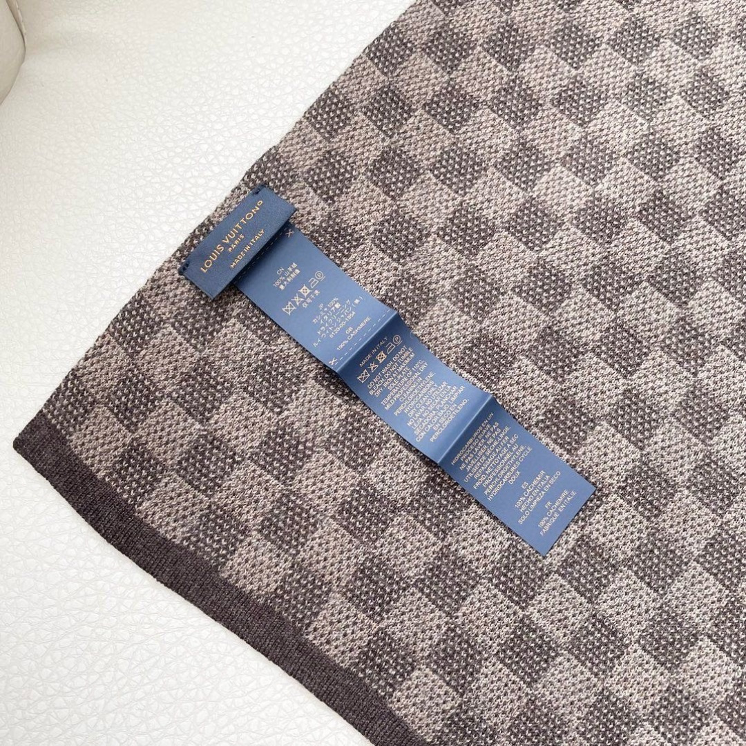 💋🌾专柜最新款💨LV火爆来袭💥🎊顶级色织工艺。此工艺只有大牌纯正代工厂才有的工艺‼️100%顶级针织加羊