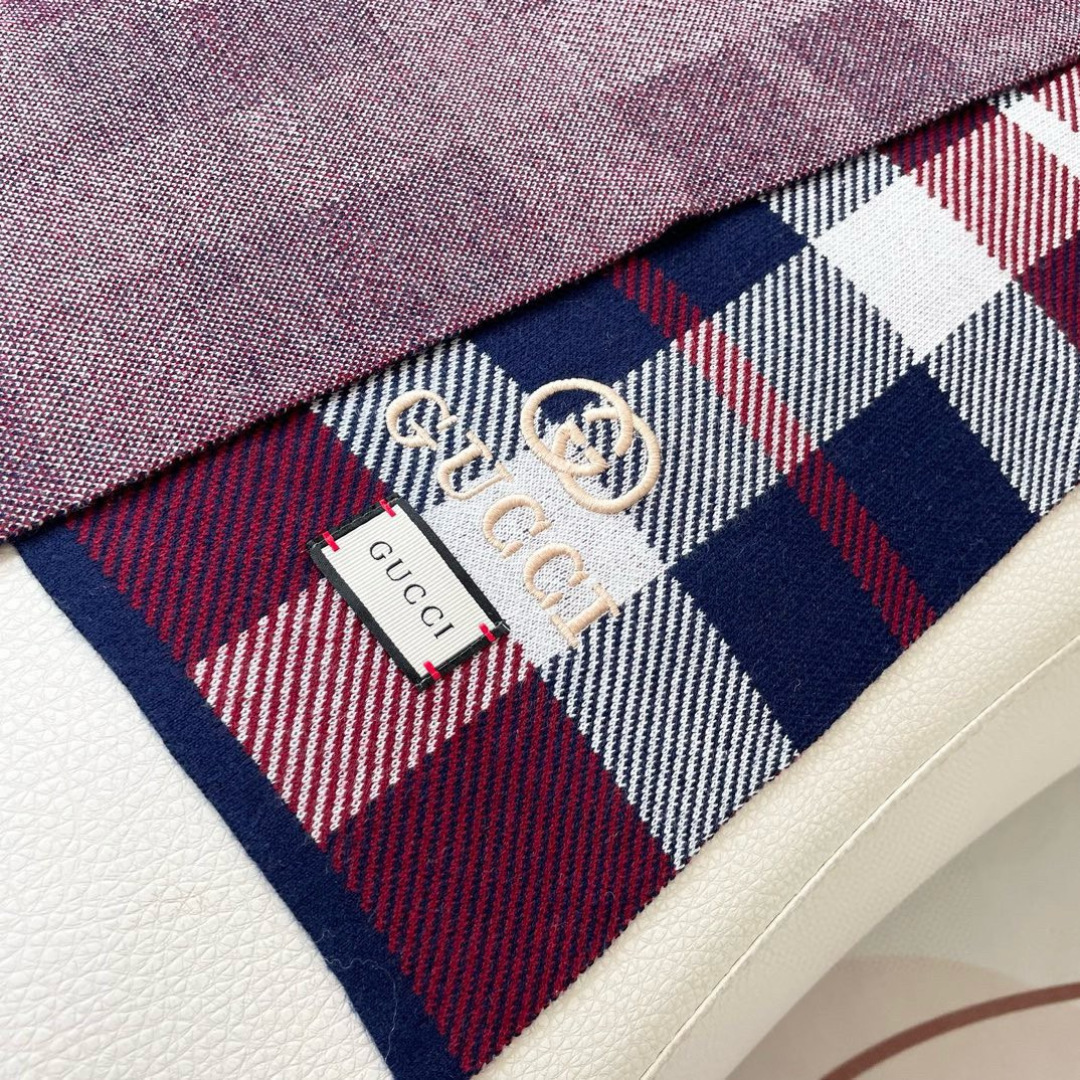 💋2025专柜最新款💨古奇火爆来袭💥🎊顶级色织工艺。此工艺只有大牌纯正代工厂才有的工艺‼️100%顶级针