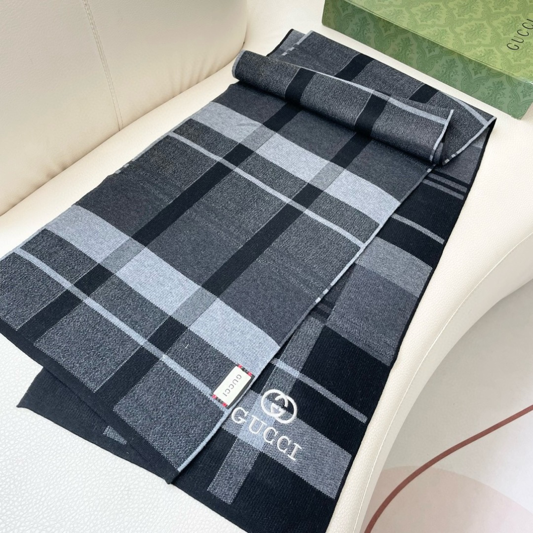 💋2025专柜最新款💨古奇火爆来袭💥🎊顶级色织工艺。此工艺只有大牌纯正代工厂才有的工艺‼️100%顶级针