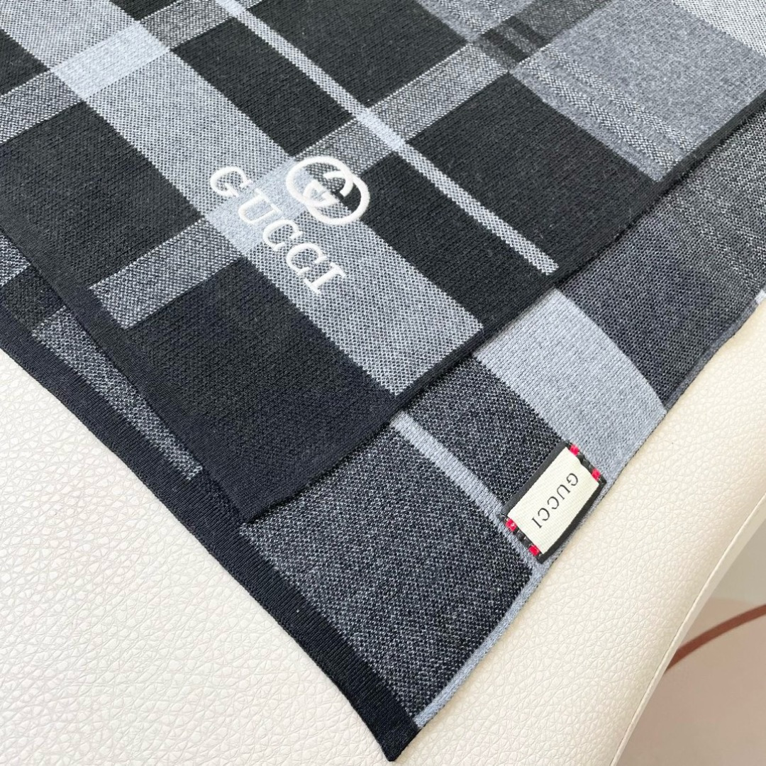 💋2025专柜最新款💨古奇火爆来袭💥🎊顶级色织工艺。此工艺只有大牌纯正代工厂才有的工艺‼️100%顶级针