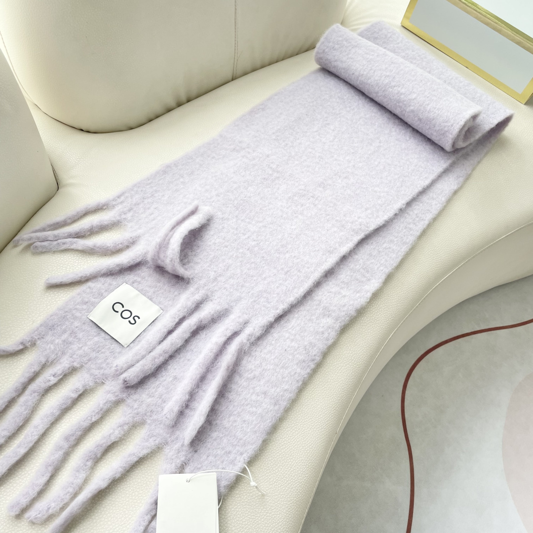 2025小红书走火爆款 COS品牌 🪐✨经典大土星马海毛围巾 vivienne westwood西太后土