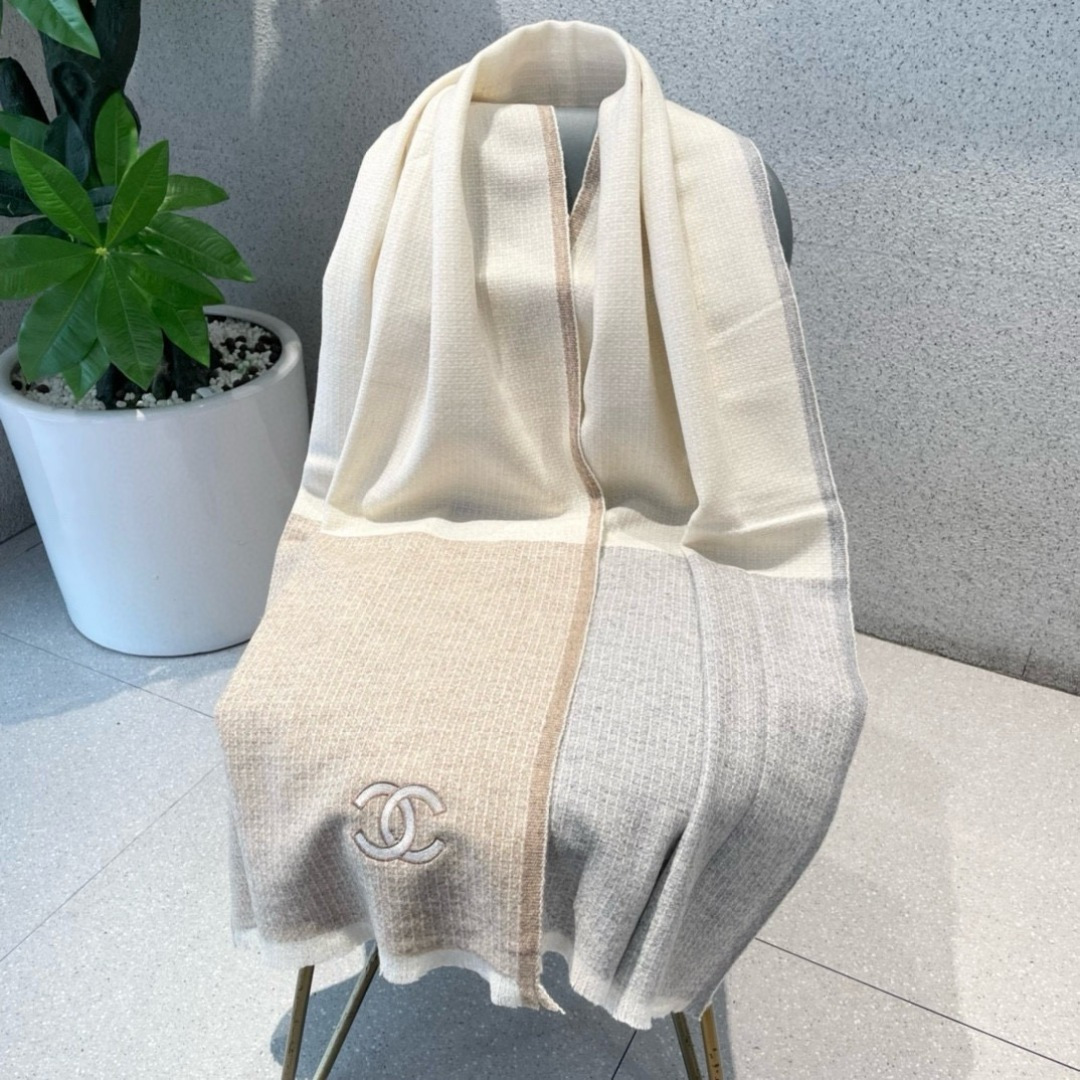 香奈儿💋新款到😍手慢🈚️抢‼️‼️👏💙顶级原单正品旷世绝美顶级高端货👼【绝对值得珍藏👍】👏香奈儿绝美百搭