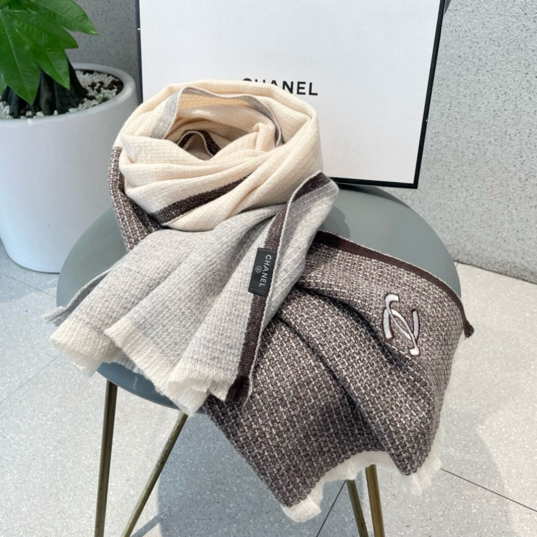 香奈儿💋新款到😍手慢🈚️抢‼️‼️👏💙顶级原单正品旷世绝美顶级高端货👼【绝对值得珍藏👍】👏香奈儿绝美百搭