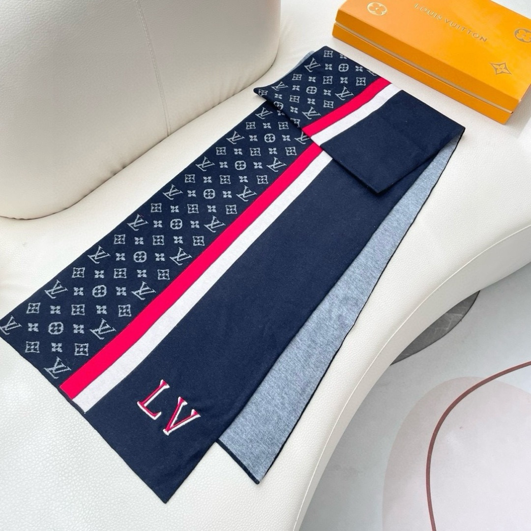 上新2025爱马仕男女款围巾且买且珍惜😍~都是出口订单所以比较难遇❤️东西讲究少而精😍好看的一定要收😎这