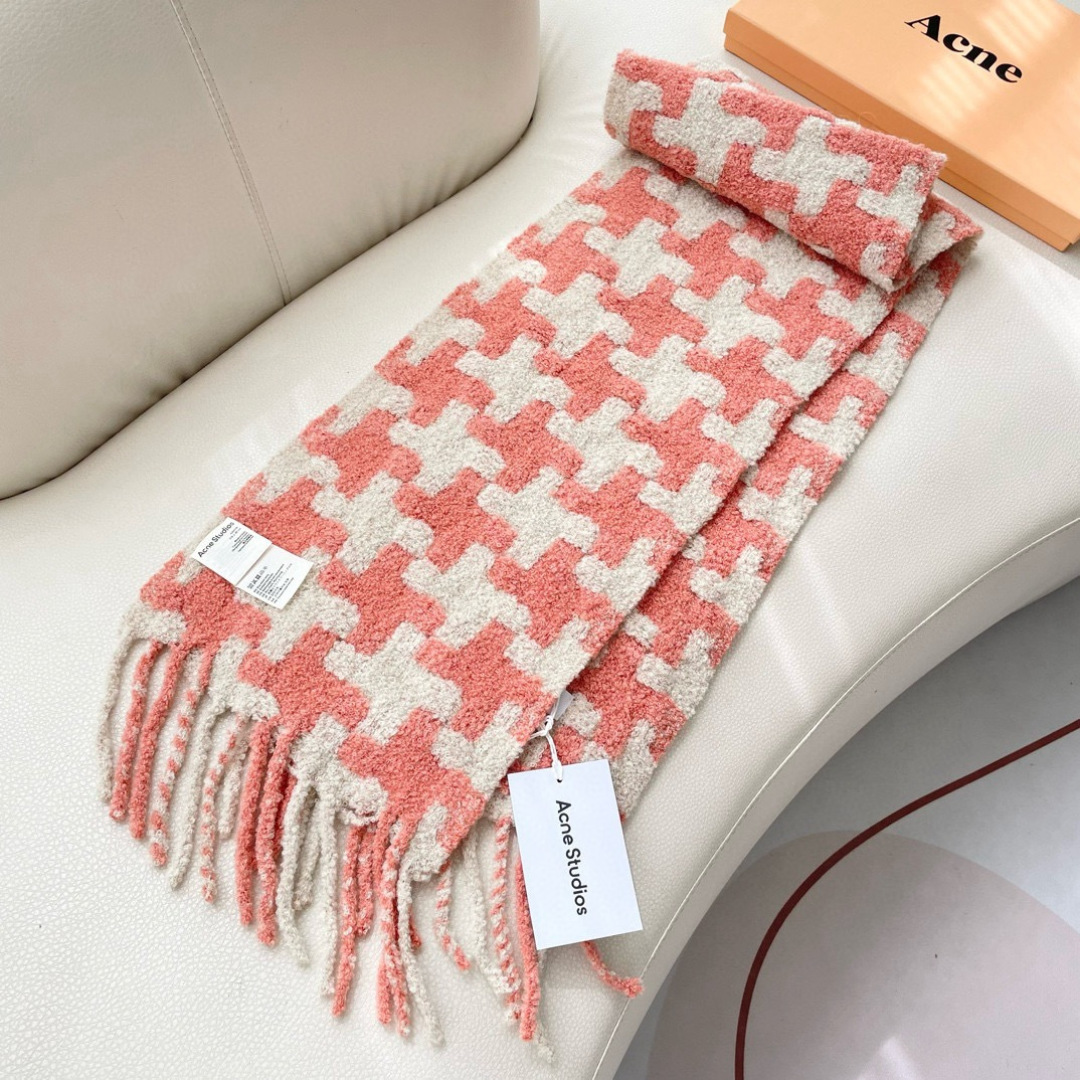 ❤️ 艾克妮千鸟格小围巾 小众大品牌 主打年轻化穿搭 蓬松感很好的一款围巾 羊驼毛➕马海毛 好打理不起皱