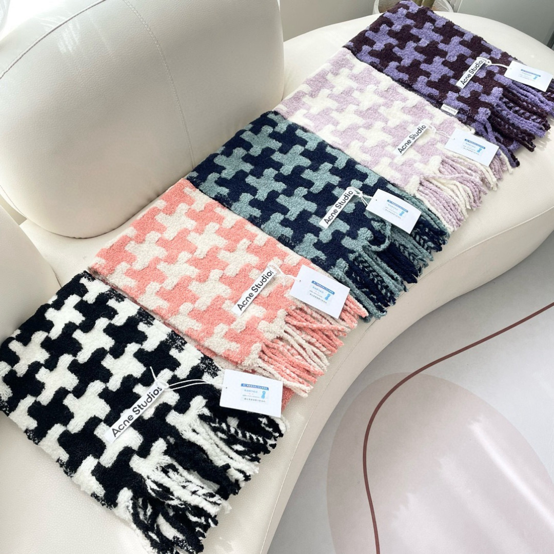 ❤️ 艾克妮千鸟格小围巾 小众大品牌 主打年轻化穿搭 蓬松感很好的一款围巾 羊驼毛➕马海毛 好打理不起皱