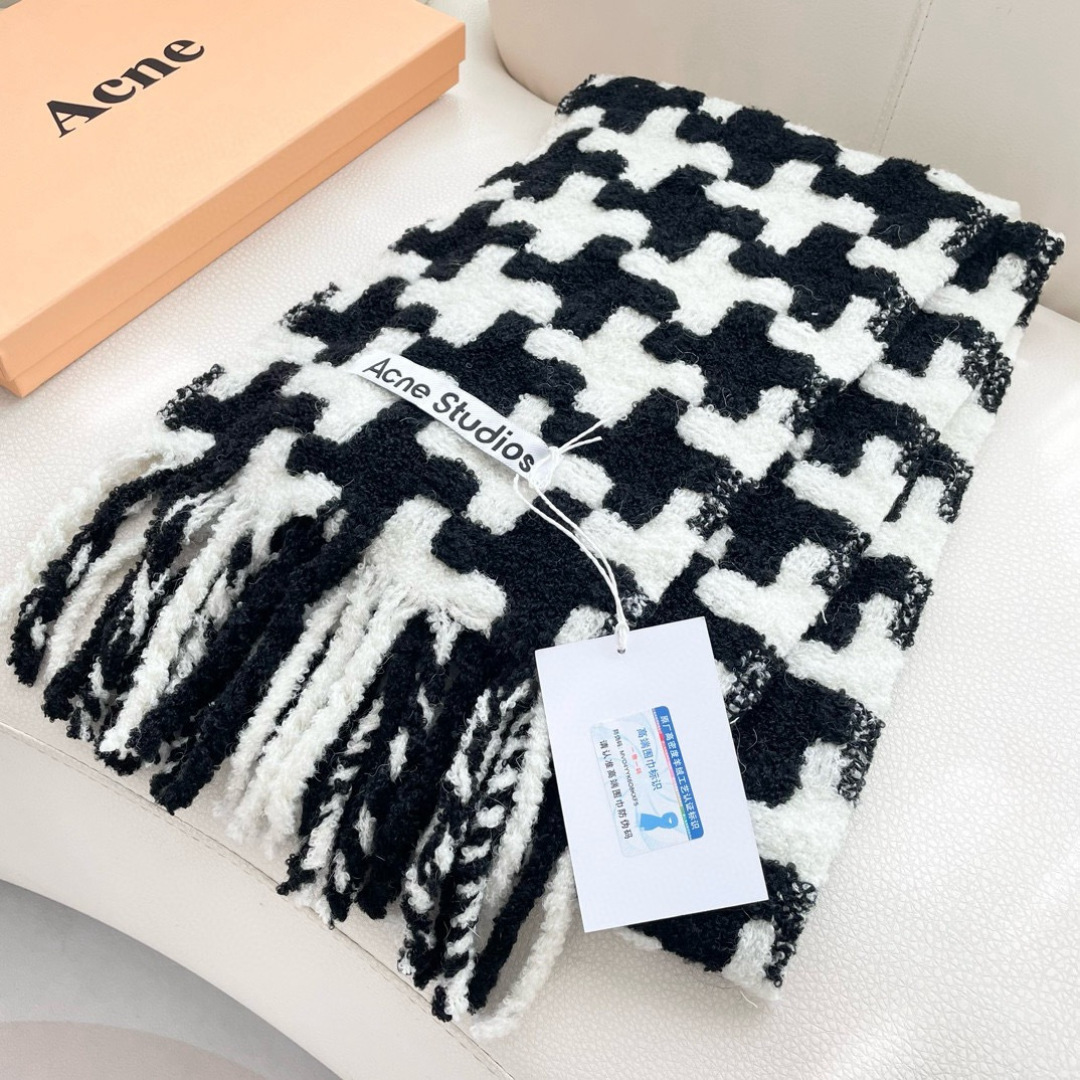 ❤️ 艾克妮千鸟格小围巾 小众大品牌 主打年轻化穿搭 蓬松感很好的一款围巾 羊驼毛➕马海毛 好打理不起皱