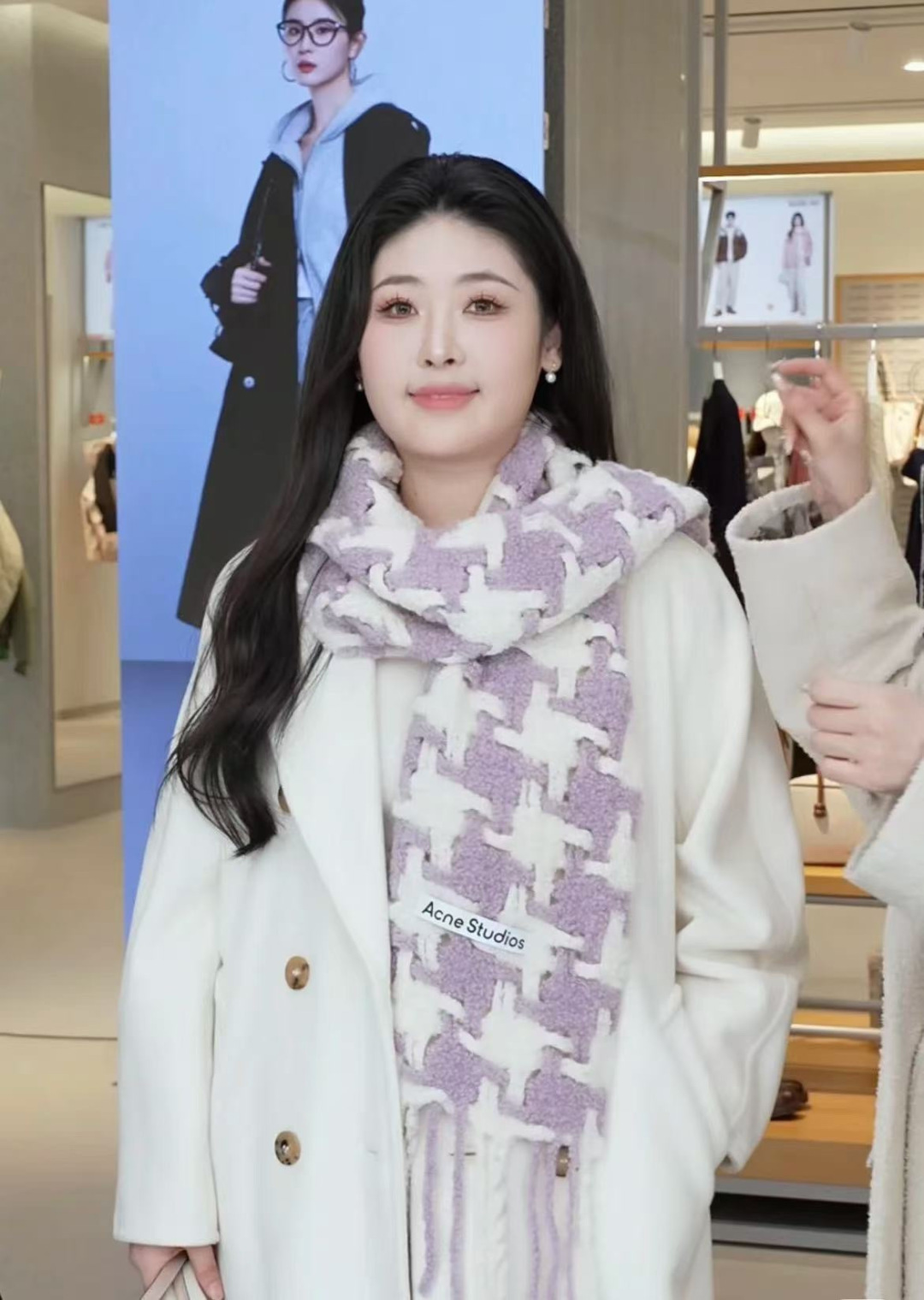 ❤️ 艾克妮千鸟格小围巾 小众大品牌 主打年轻化穿搭 蓬松感很好的一款围巾 羊驼毛➕马海毛 好打理不起皱