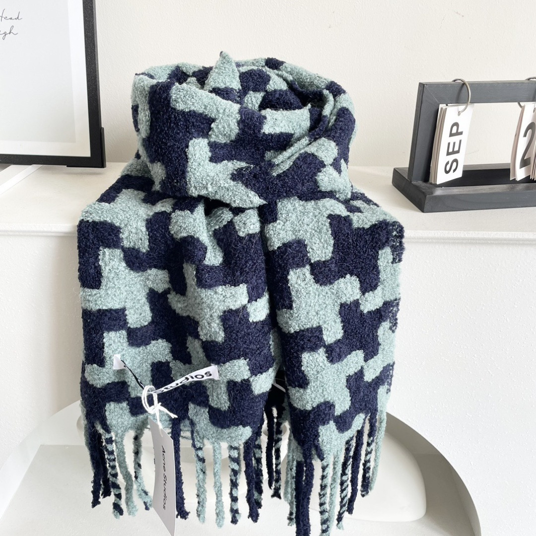 ❤️ 艾克妮千鸟格小围巾 小众大品牌 主打年轻化穿搭 蓬松感很好的一款围巾 羊驼毛➕马海毛 好打理不起皱