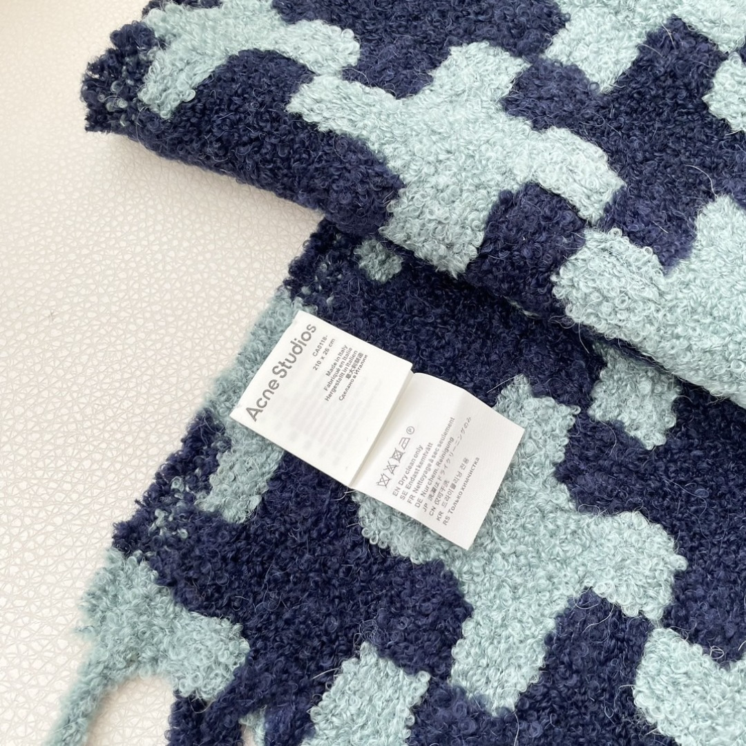 ❤️ 艾克妮千鸟格小围巾 小众大品牌 主打年轻化穿搭 蓬松感很好的一款围巾 羊驼毛➕马海毛 好打理不起皱