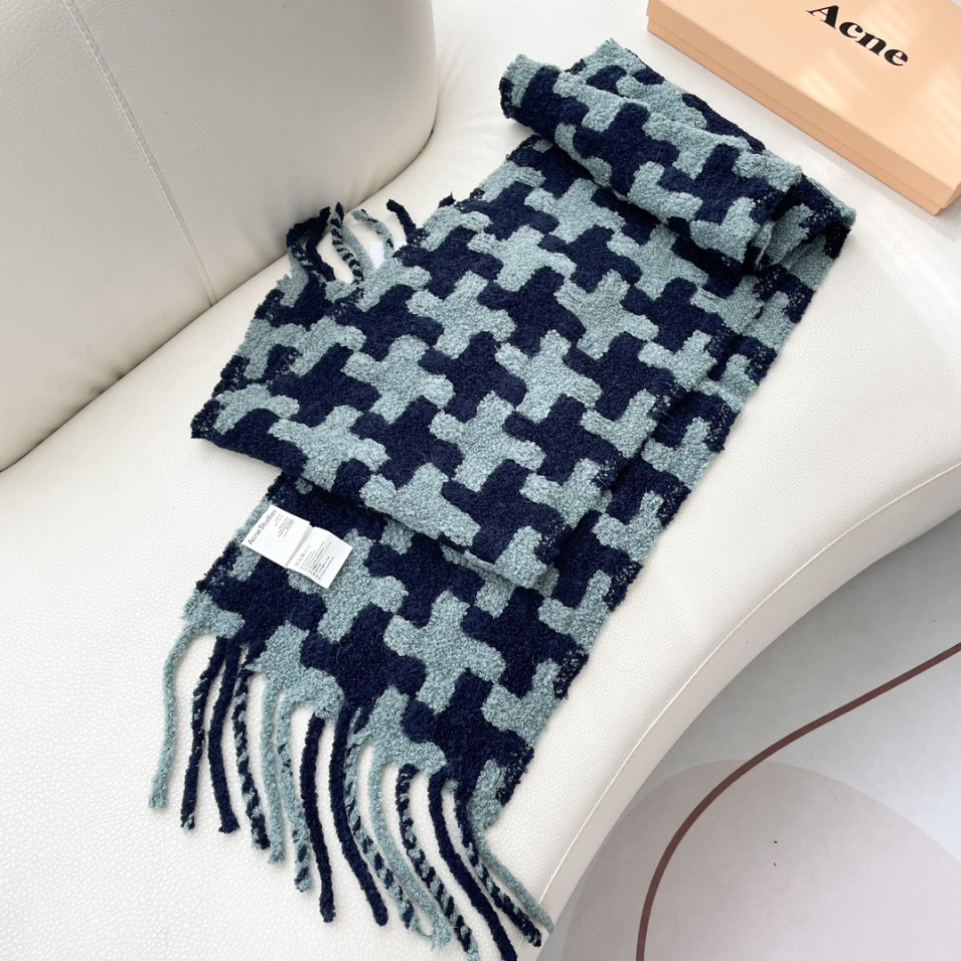 ❤️ 艾克妮千鸟格小围巾 小众大品牌 主打年轻化穿搭 蓬松感很好的一款围巾 羊驼毛➕马海毛 好打理不起皱