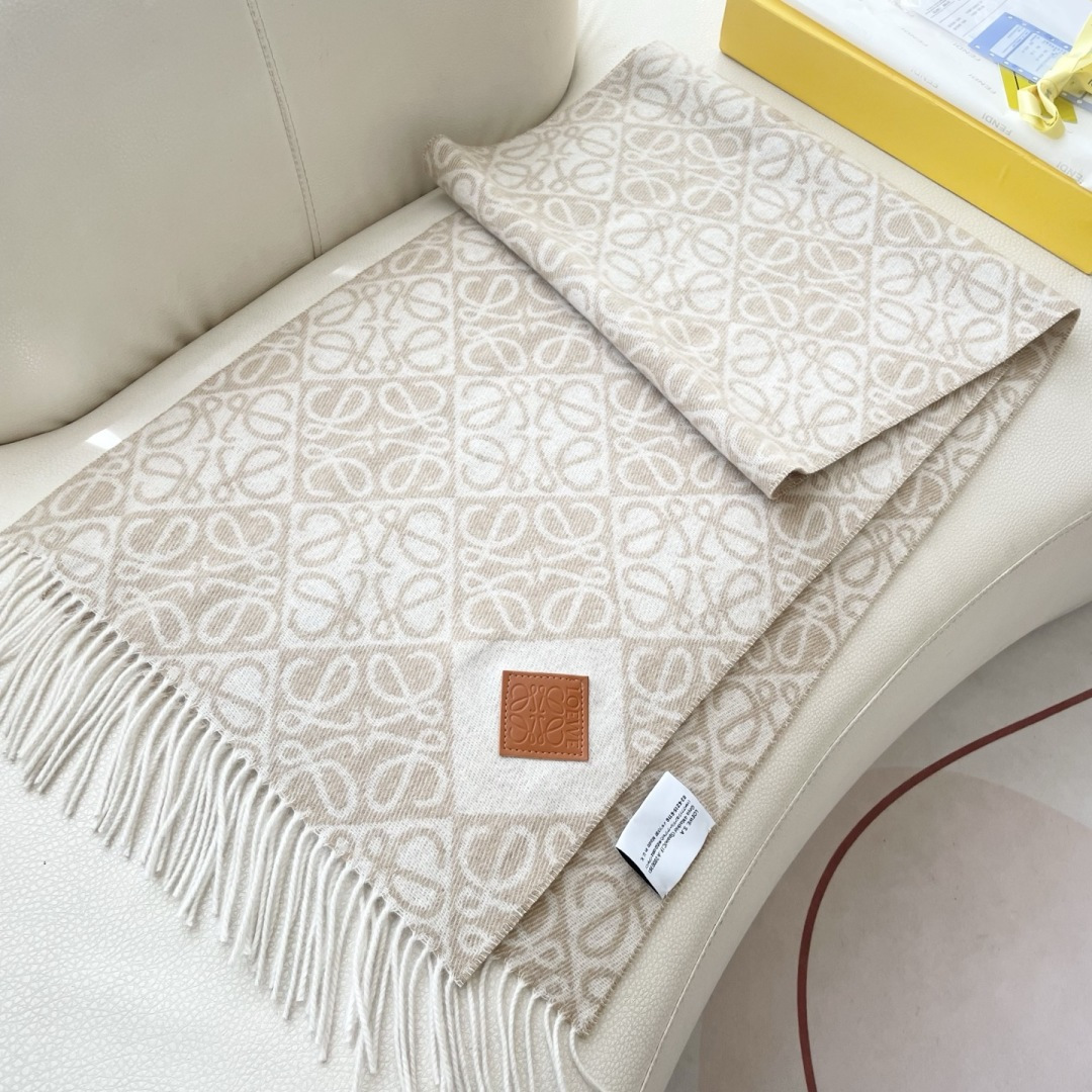 👑👑新款顶级原单中性款‼️罗意威【LW条纹长巾】很幸運拿到這個品牌的東西，真的不多見，很少在國內做訂單，