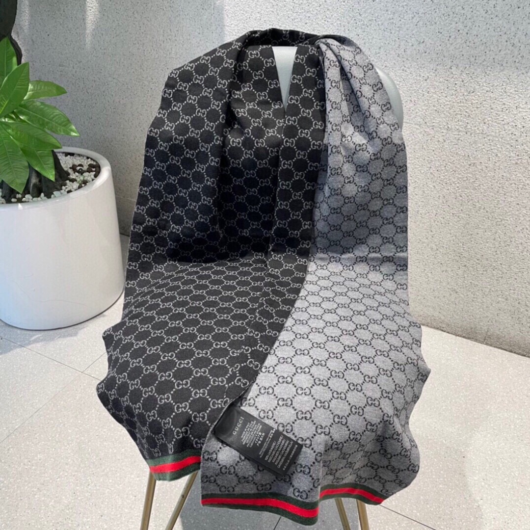 💋2025专柜最新款💨古奇火爆来袭💥🎊顶级色织工艺。此工艺只有大牌纯正代工厂才有的工艺‼️100%顶级针