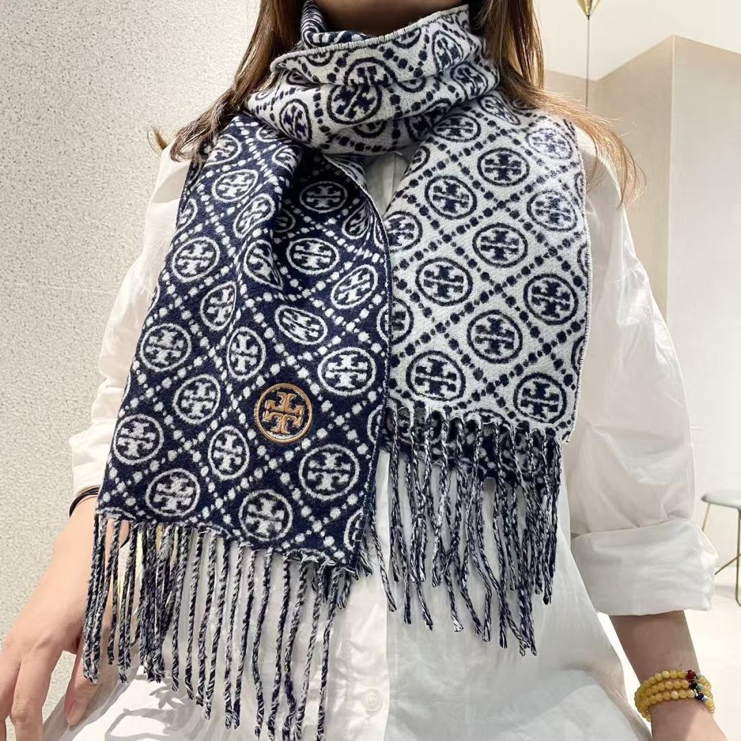 专柜同步！TORY BURCH 【托里伯奇长巾】很幸运拿到這个品牌的东西，真的不多见，很少在国內做订单，