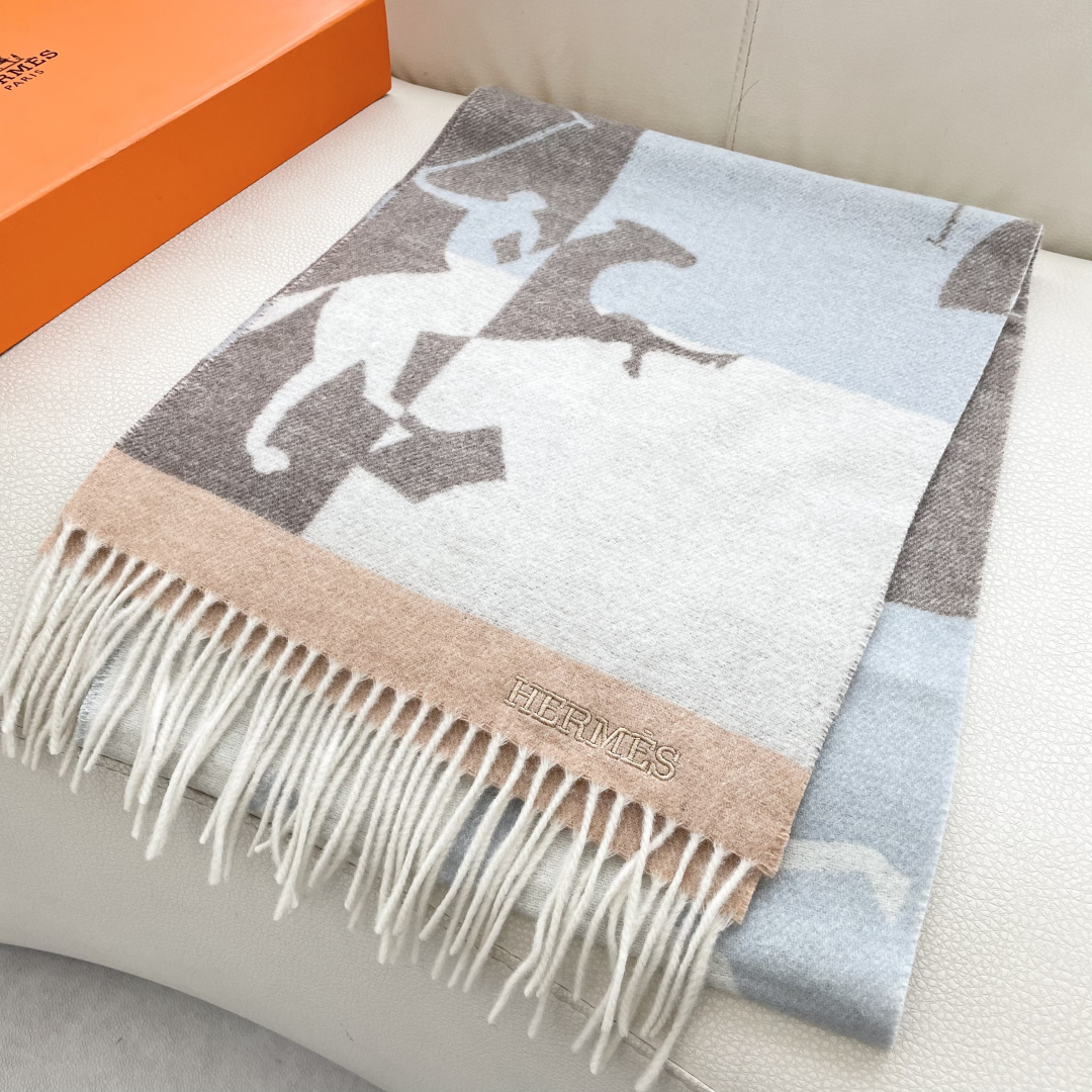 上新2025爱马仕男女款围巾且买且珍惜😍~都是出口订单所以比较难遇❤️东西讲究少而精😍好看的一定要收😎这
