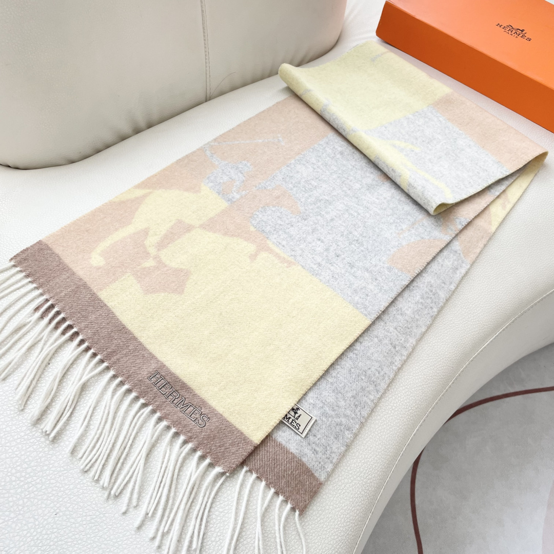 上新2025爱马仕男女款围巾且买且珍惜😍~都是出口订单所以比较难遇❤️东西讲究少而精😍好看的一定要收😎这