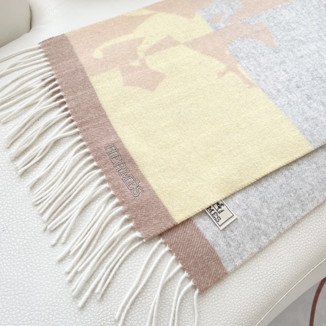 上新2025爱马仕男女款围巾且买且珍惜😍~都是出口订单所以比较难遇❤️东西讲究少而精😍好看的一定要收😎这