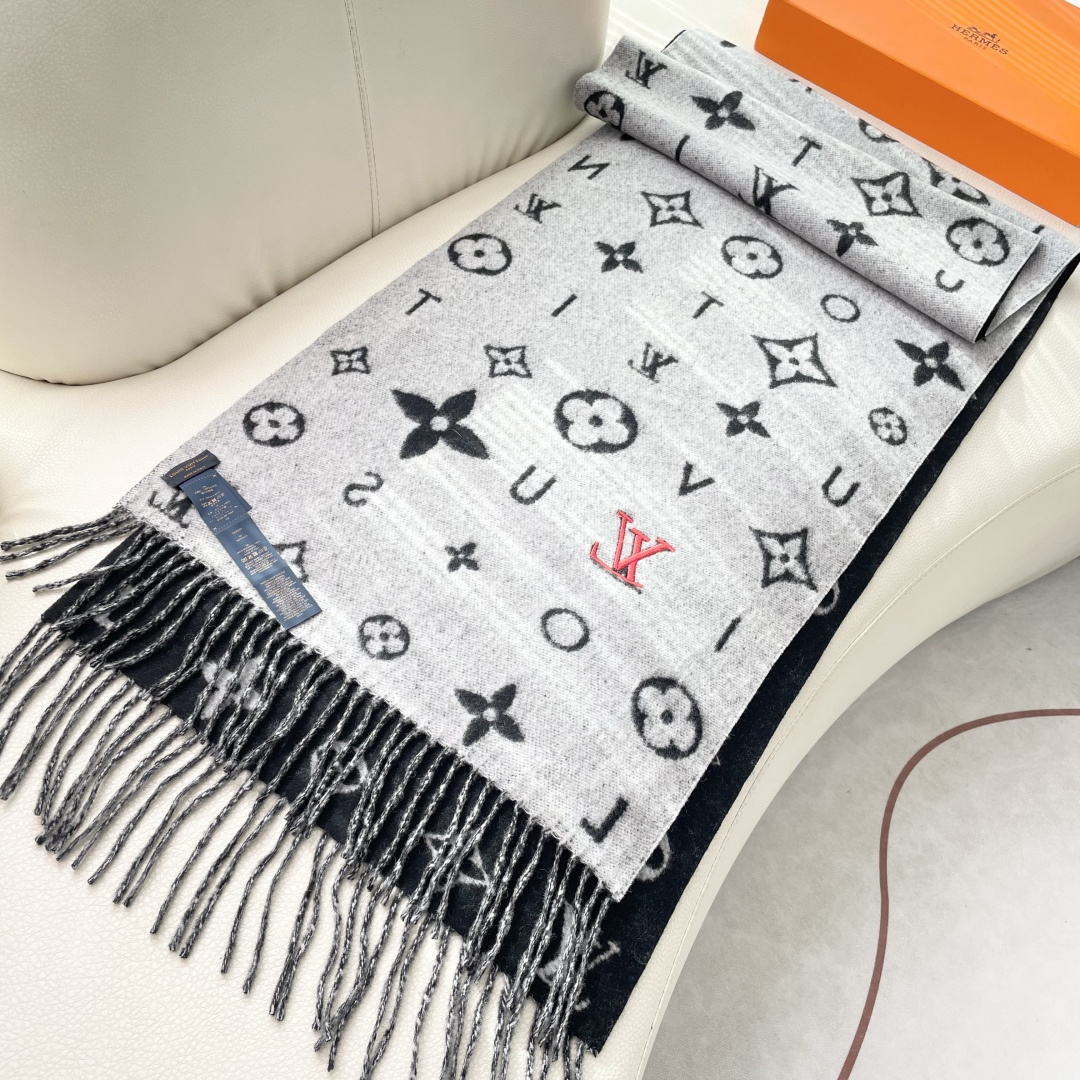 LOUIS VUITTON 标注 Monogram 花卉和 LV 字母40X240山羊绒 绒线围巾 男女