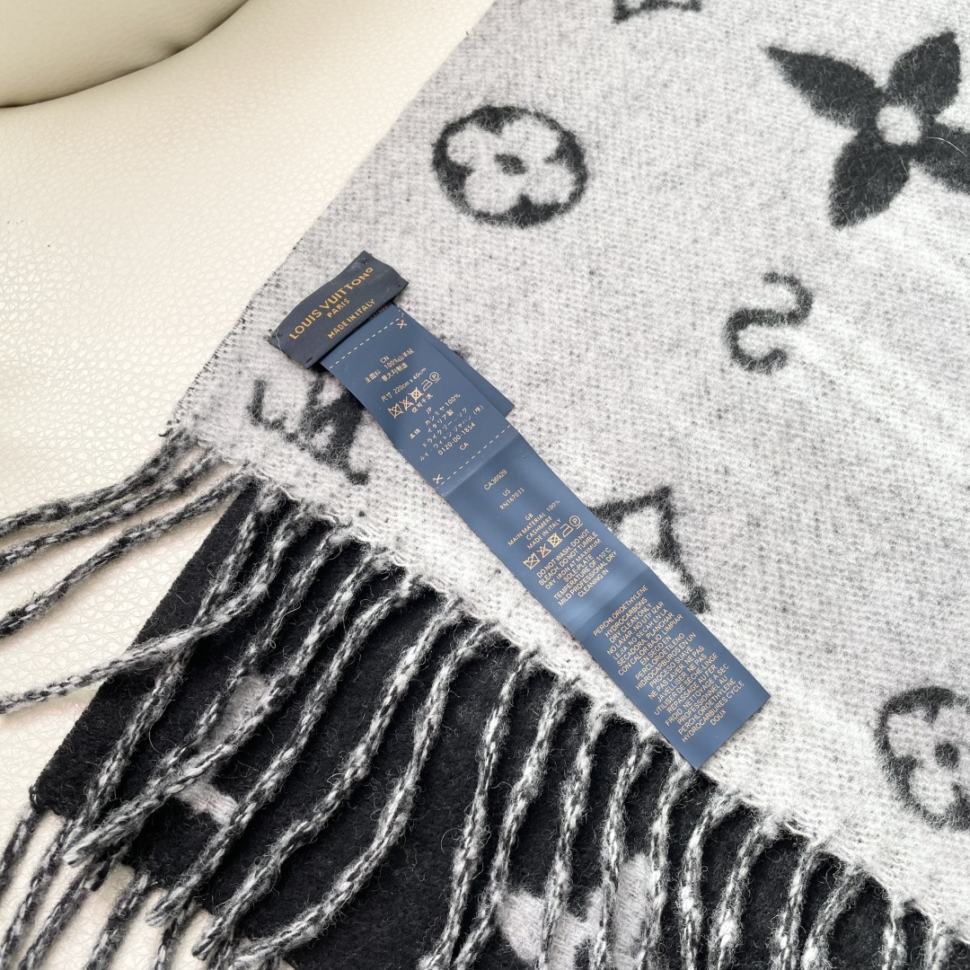 LOUIS VUITTON 标注 Monogram 花卉和 LV 字母40X240山羊绒 绒线围巾 男女