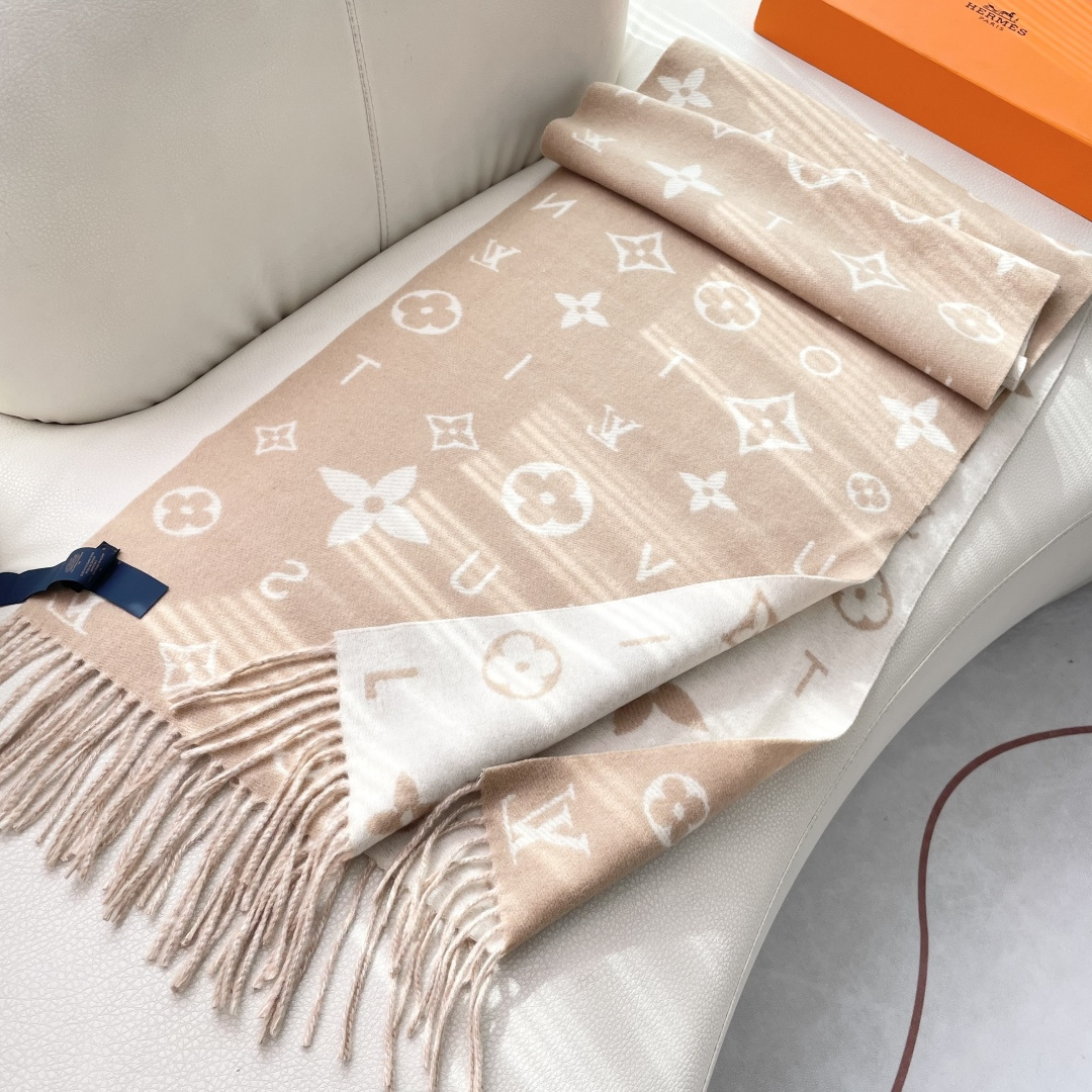 LOUIS VUITTON 标注 Monogram 花卉和 LV 字母40X240山羊绒 绒线围巾 男女