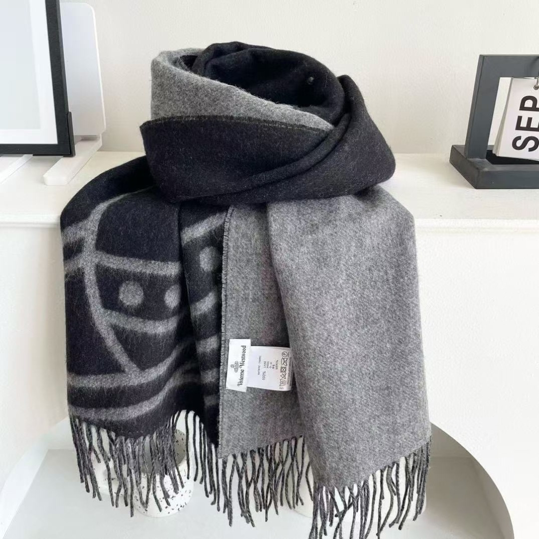 英国朋克教母“西太后Vivienne Westwood”最爱的土星❗❗从精神上，Vivenne West