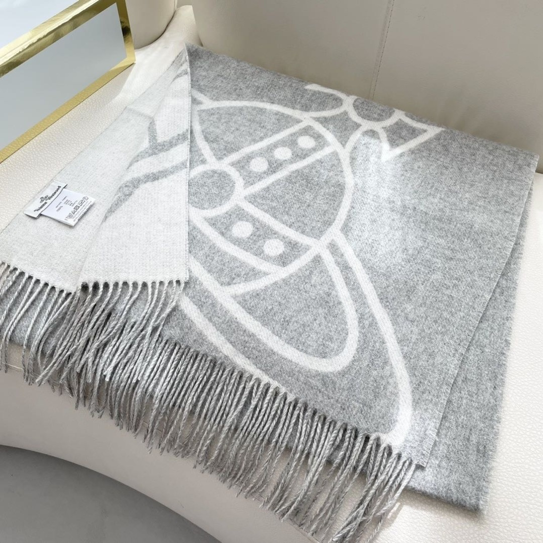 英国朋克教母“西太后Vivienne Westwood”最爱的土星❗❗从精神上，Vivenne West