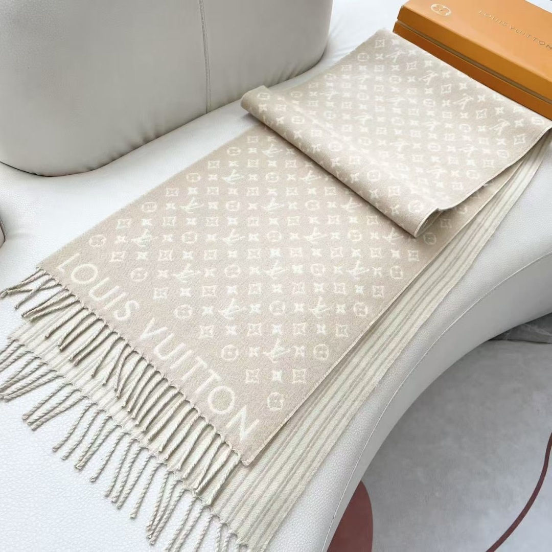 LOUIS VUITTON 流苏饰边 绵羊毛 绒线围巾 男女同款情侣款 35X240 95%纯羊毛 5%